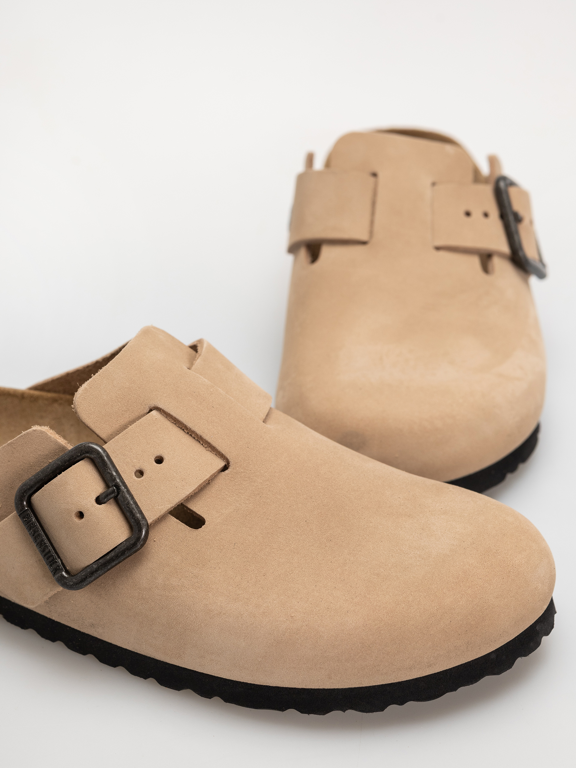 Шльопанці Birkenstock Boston Wire Buckle Nubuck Leather Narrow (sandcastle)
