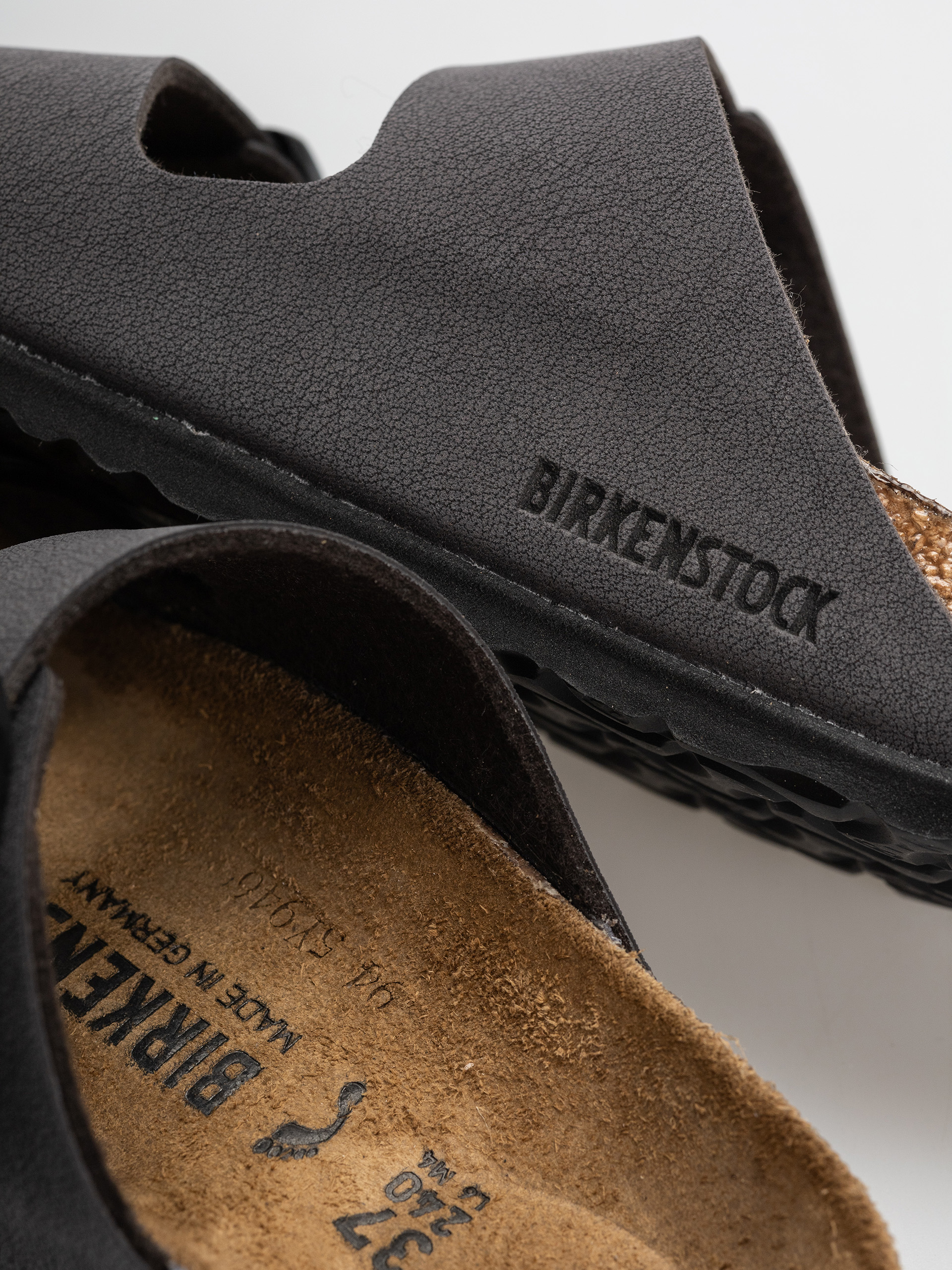 Шльопанці Birkenstock Arizona Birkibuc Narrow (velvet gray/black)