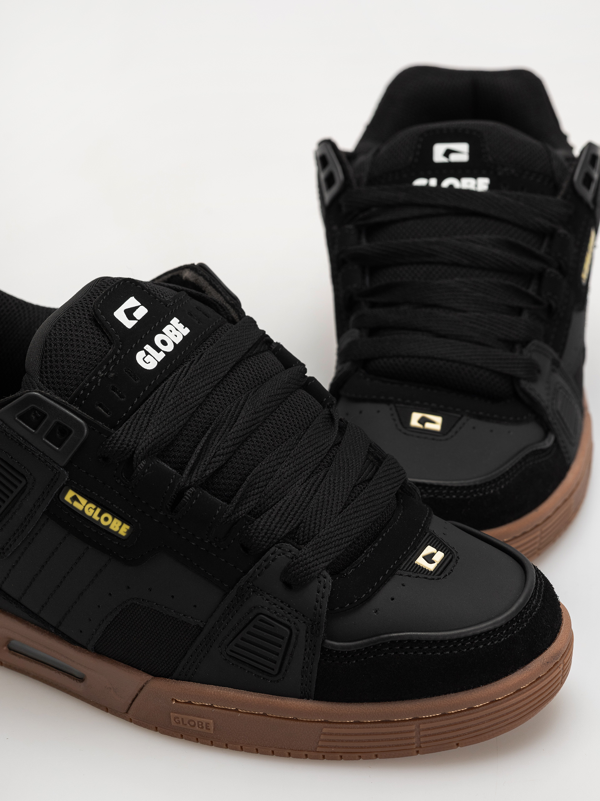 Взуття Globe Sabre (onyx/gum)