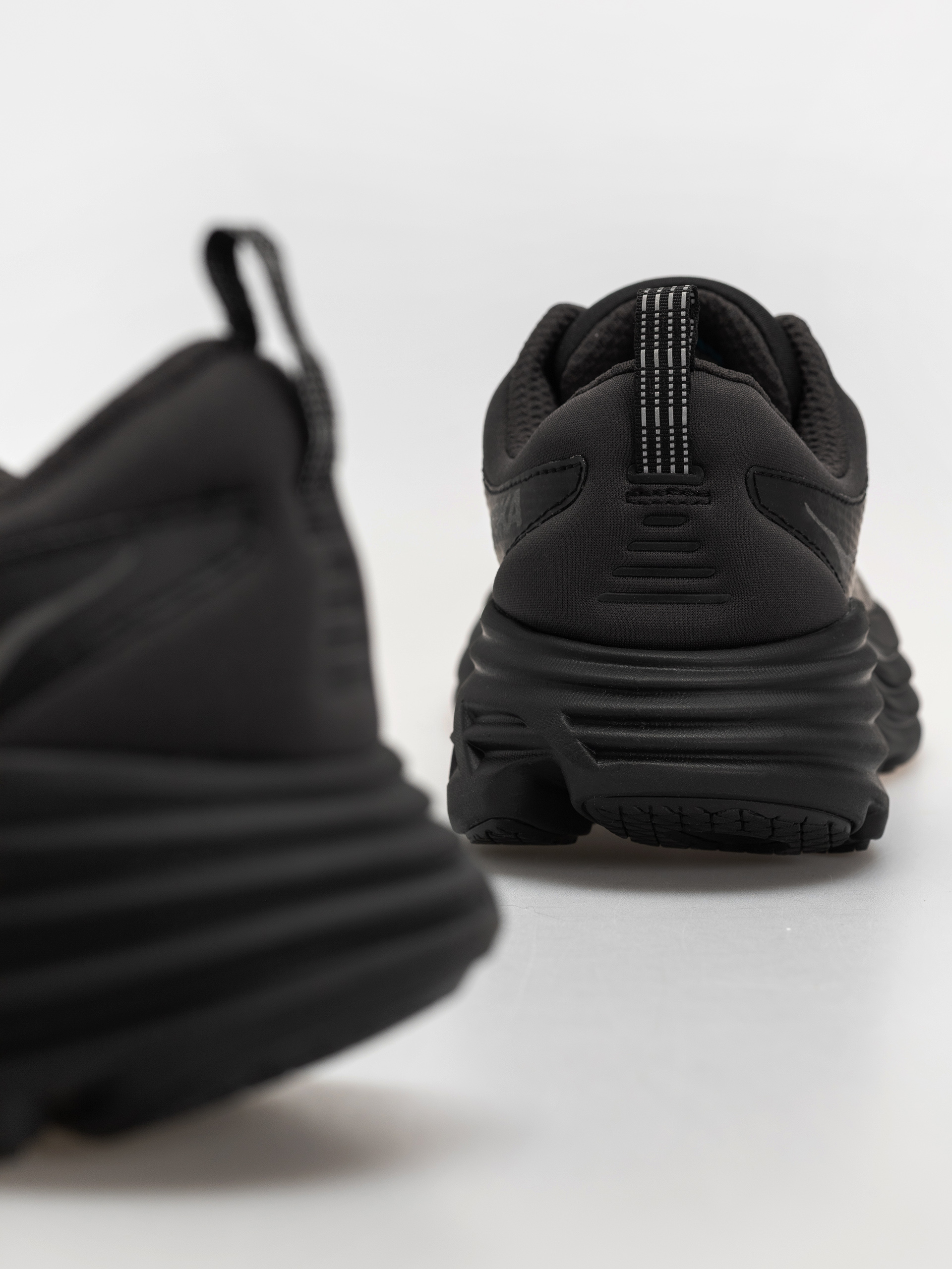 Взуття Hoka Bondi 8 TS Caged (black/black)