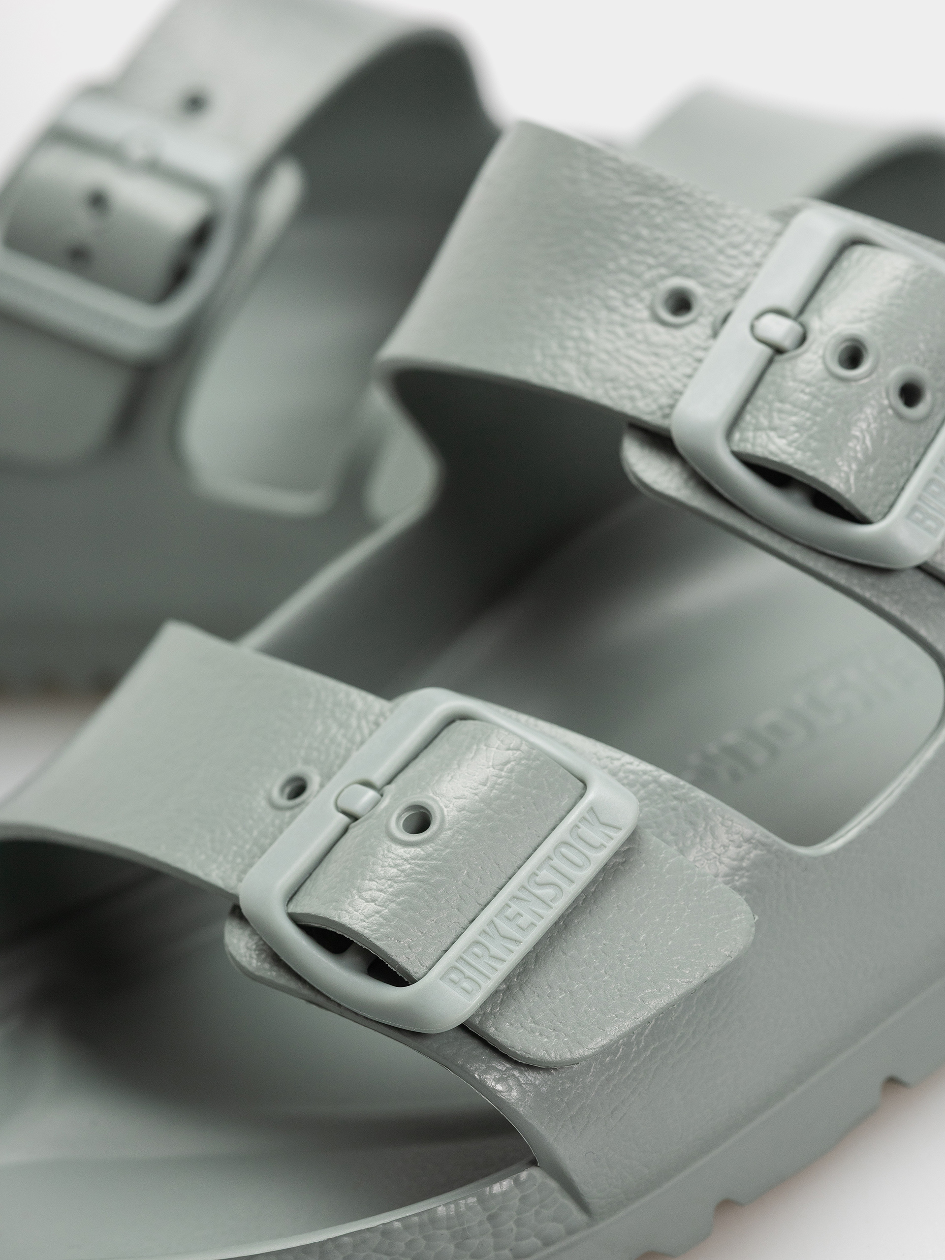 Шльопанці Birkenstock Arizona Essentials EVA Regular (pure sage)