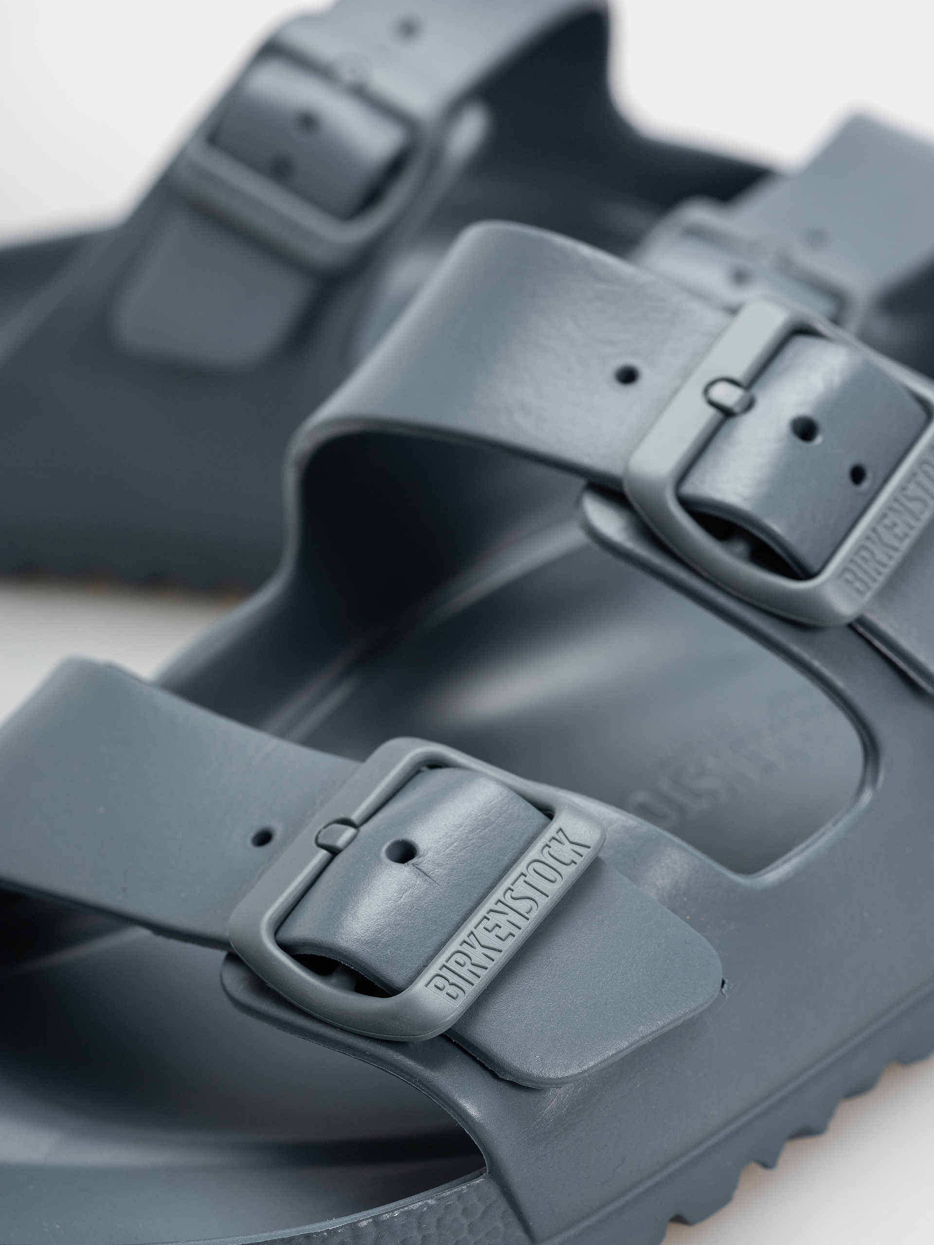 Шльопанці Birkenstock Arizona Essentials EVA Regular (basalt gray)
