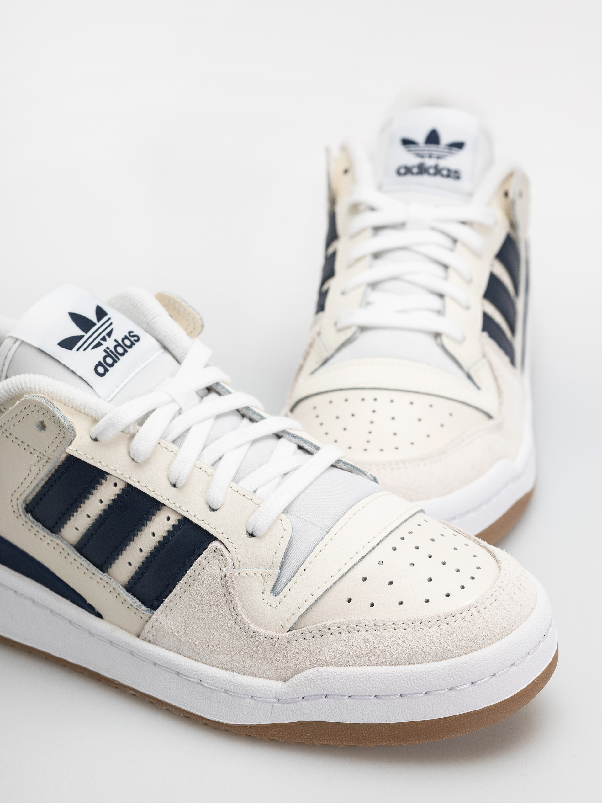 Взуття adidas Forum 84 Low Adv (cwhite/conavy/ftwwht)