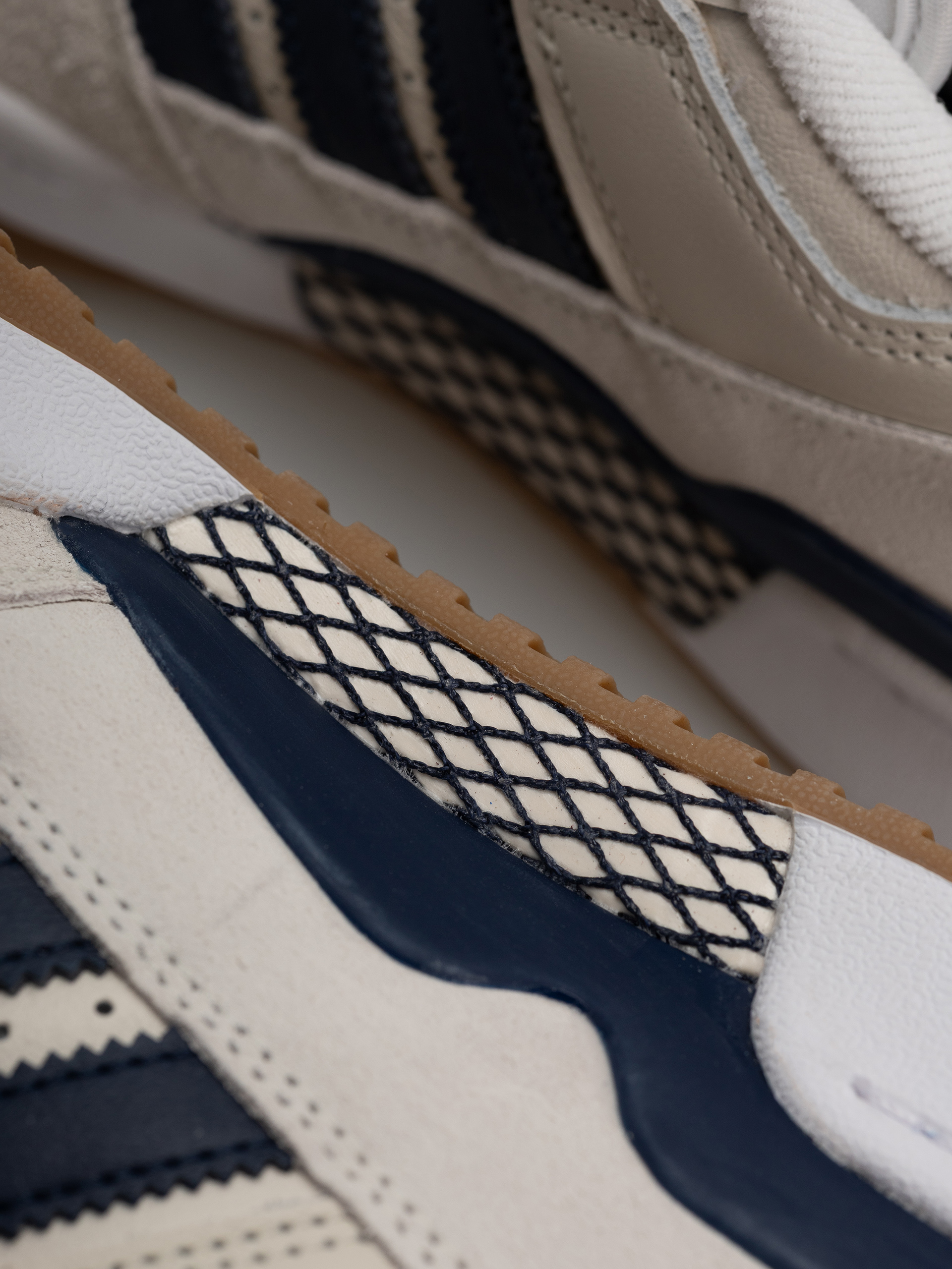 Взуття adidas Forum 84 Low Adv (cwhite/conavy/ftwwht)