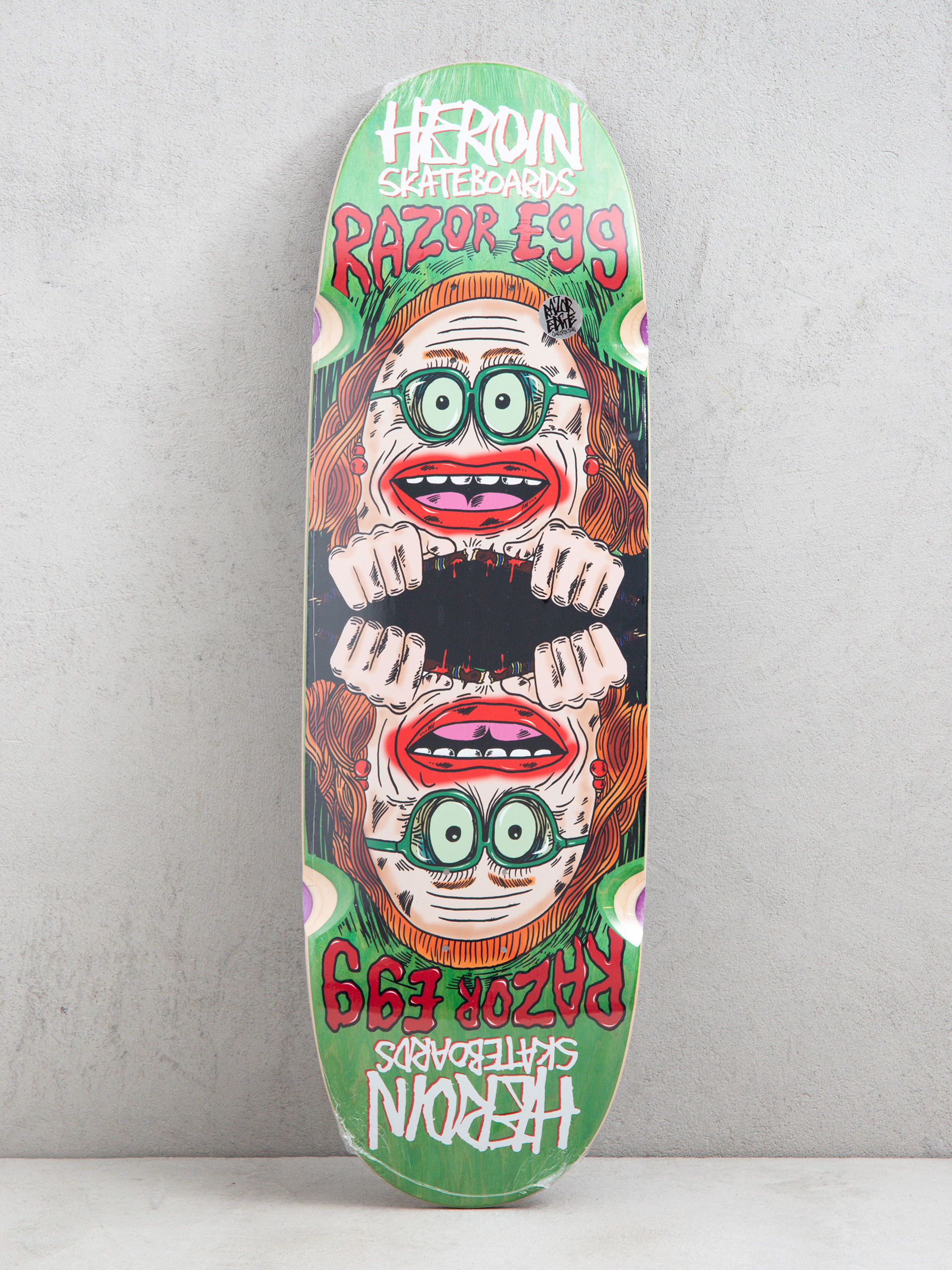 Декa Heroin Auntie Razoregg 