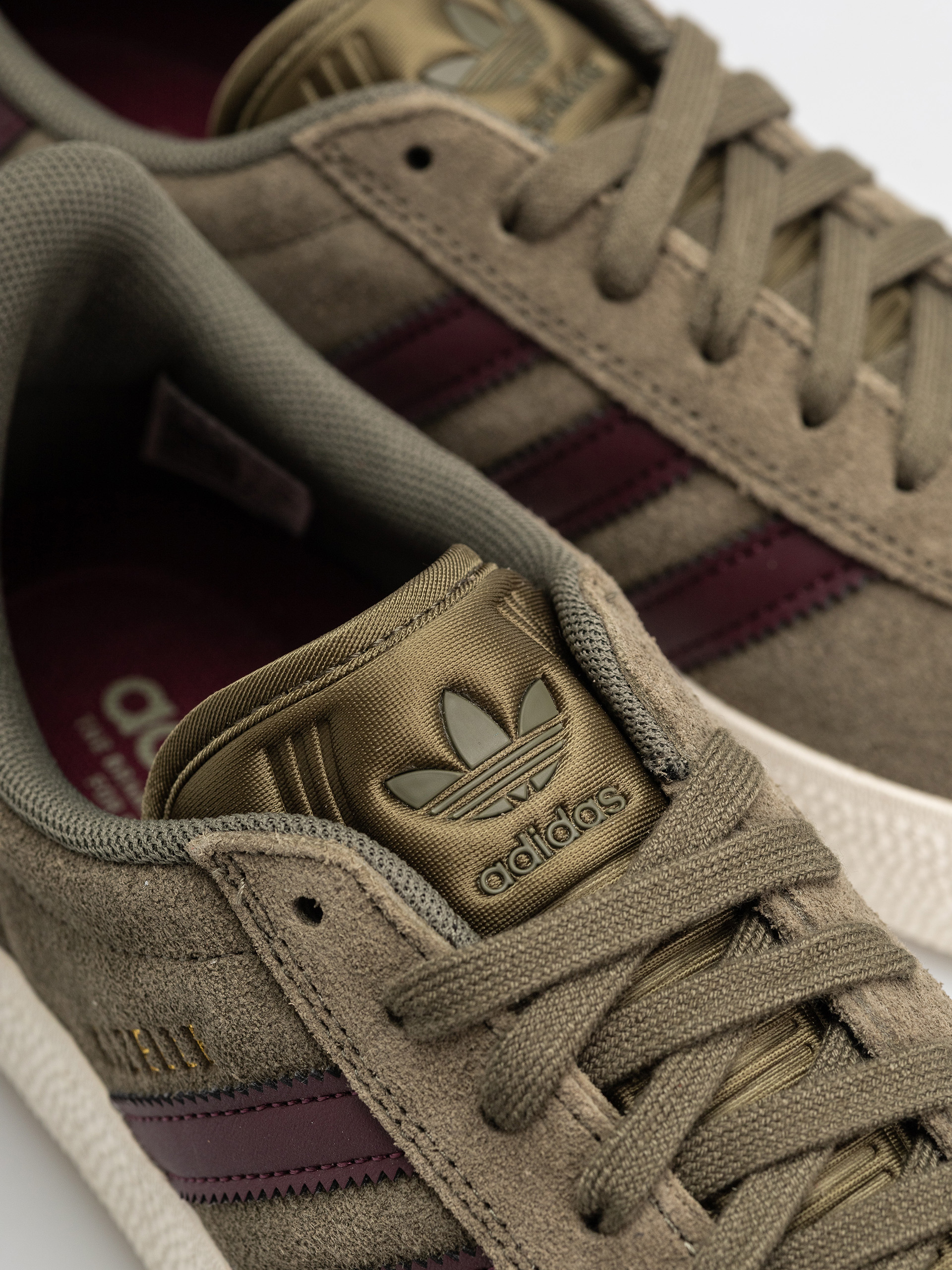 Взуття adidas Gazelle Adv (olistr/maroon/cwhite)