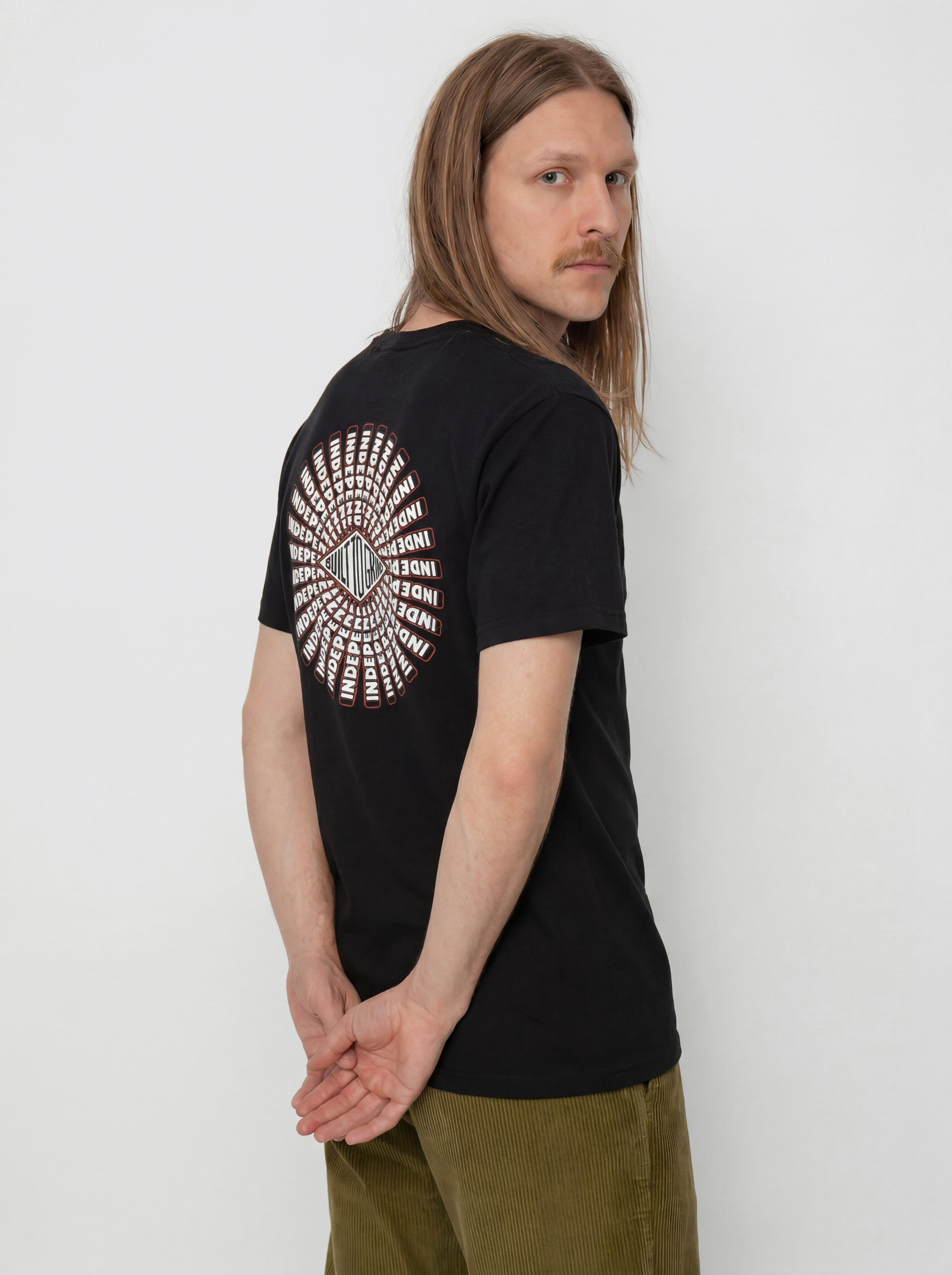 u0424u0443u0442u0431u043eu043bu043au0430 Independent Revolution (black)