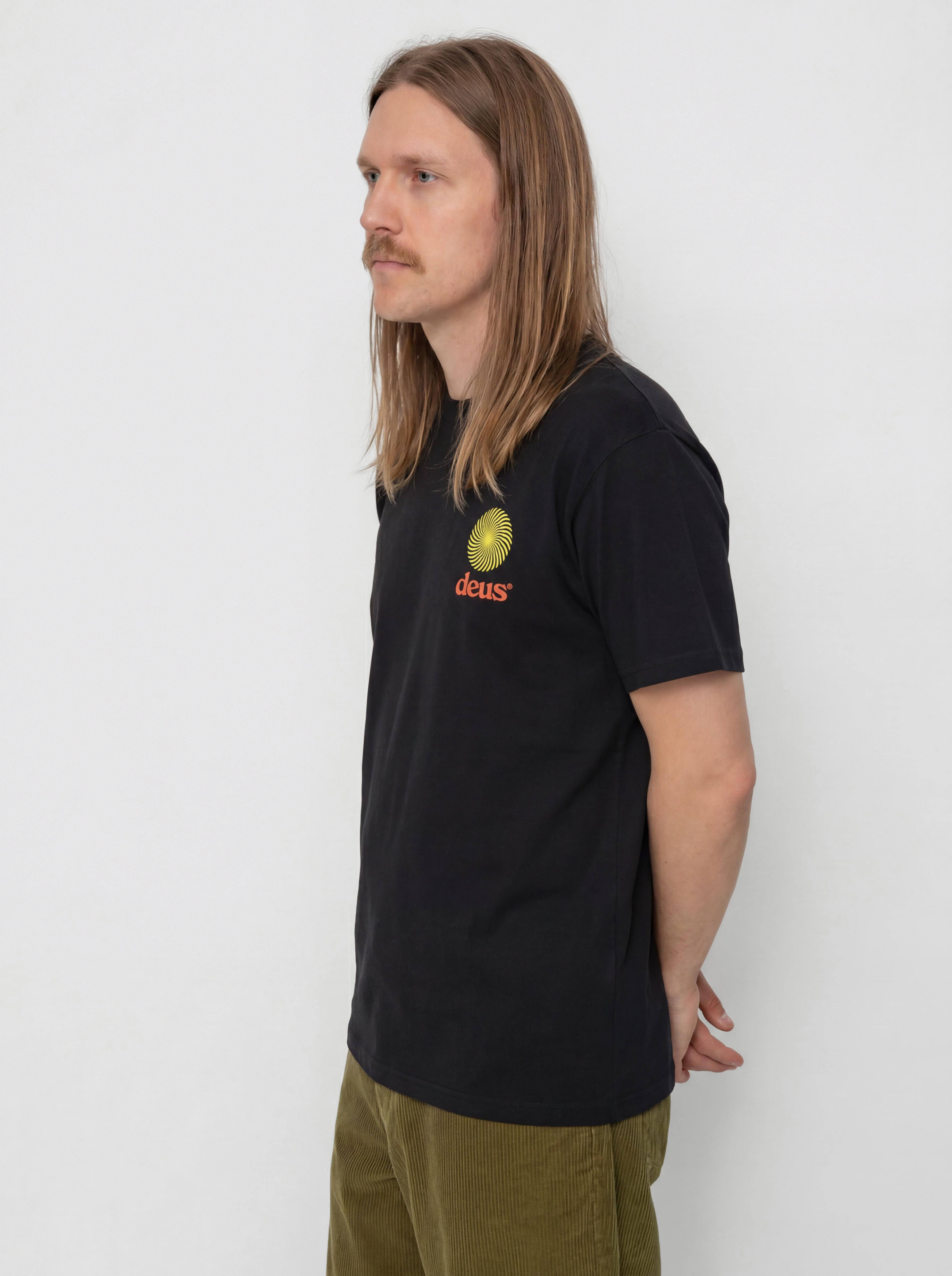 Футболка Deus Ex Machina Strata (black)