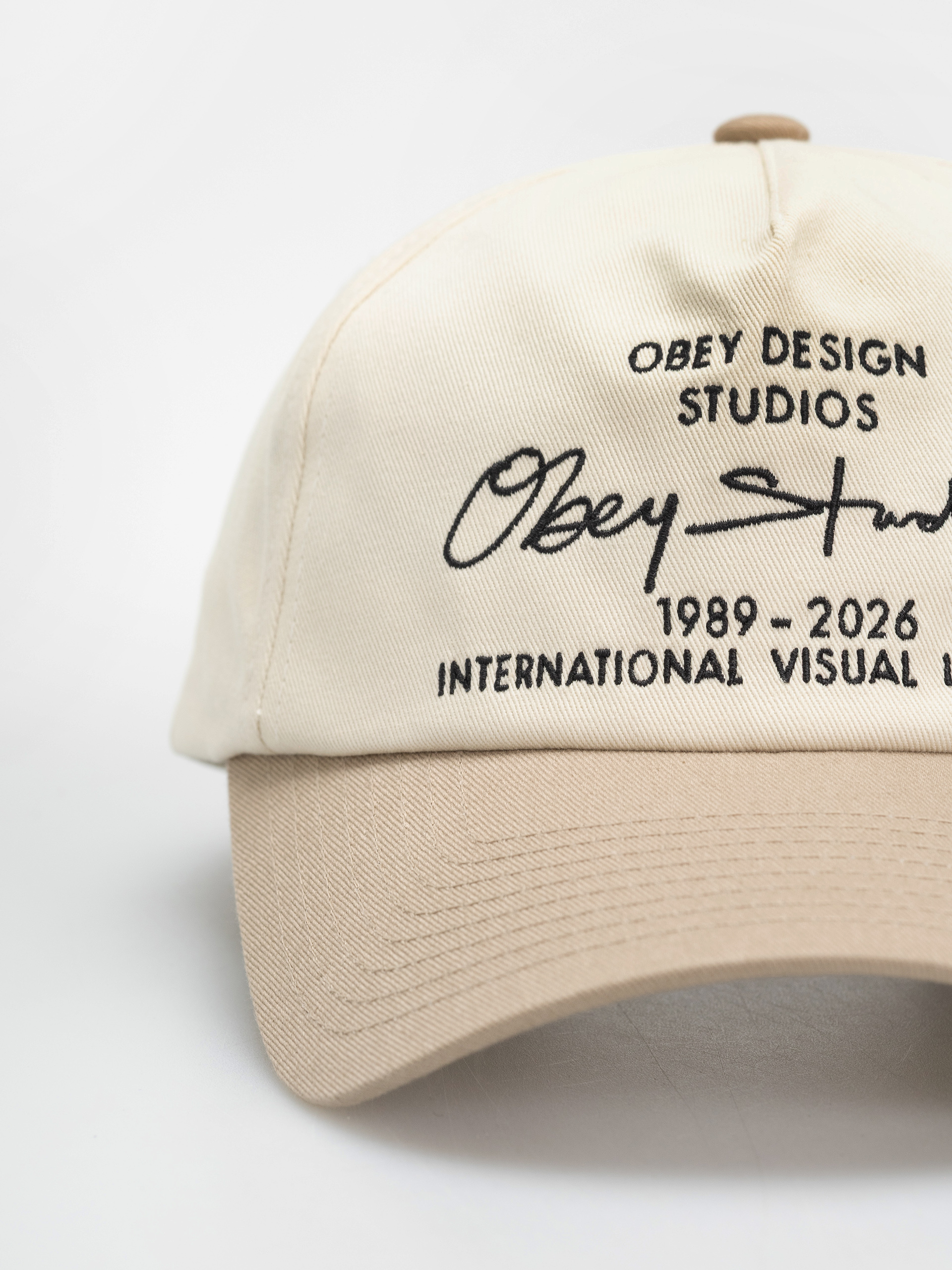 Кепка OBEY Design Studios 5 Panel (pale khaki multi)