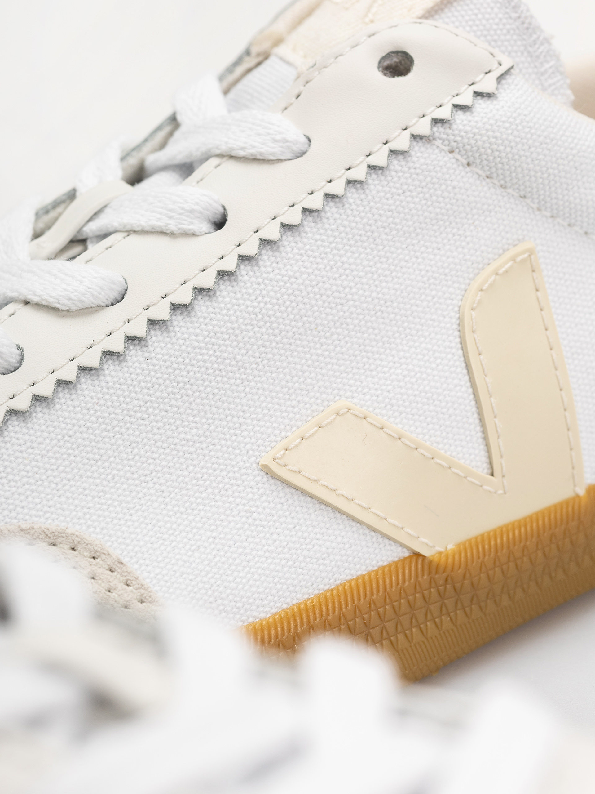 Взуття Veja Volley Wmn (white pierre natural)