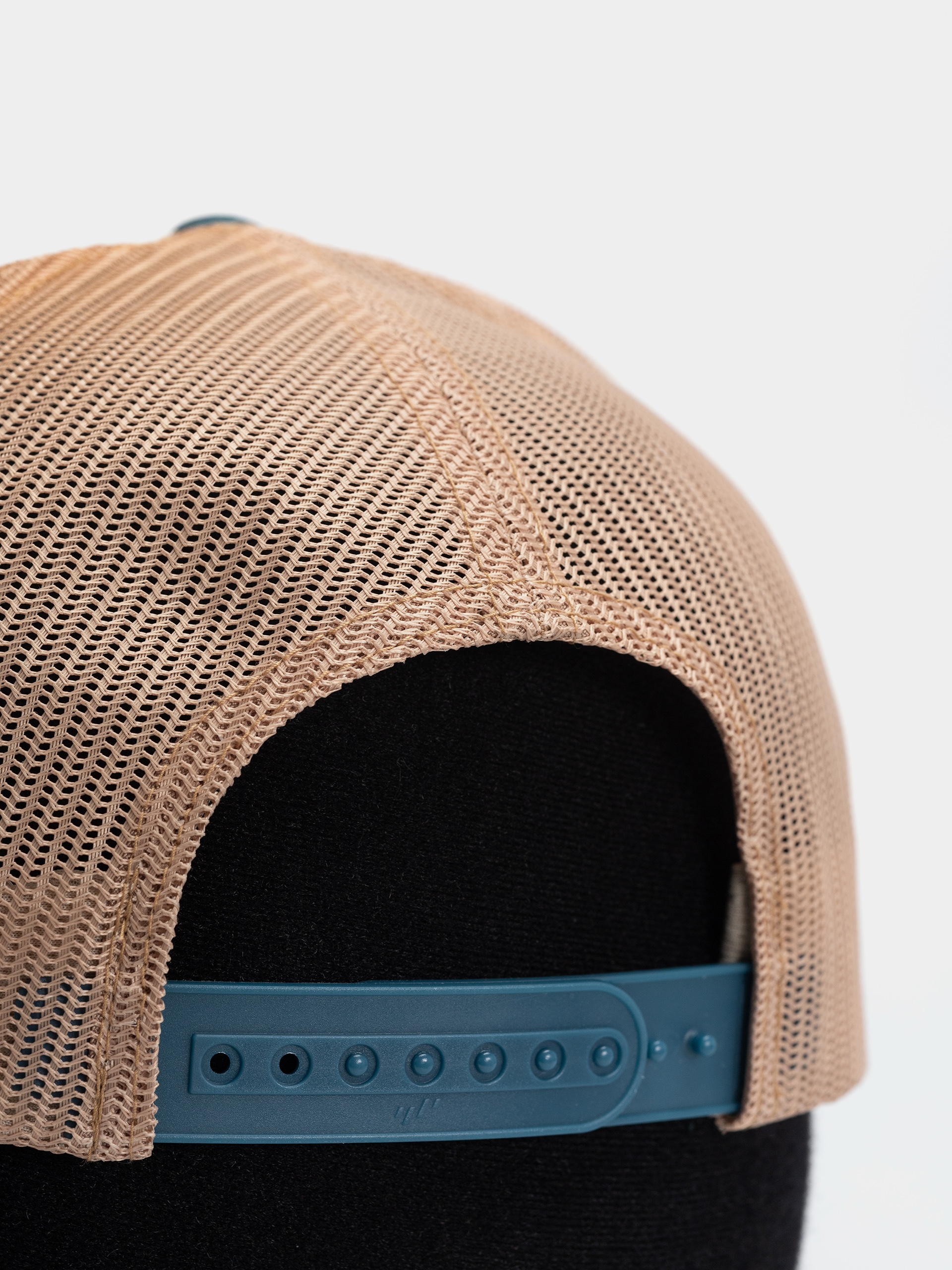 Кепка Columbia Mesh Snap Back (everblue/pnw bear)