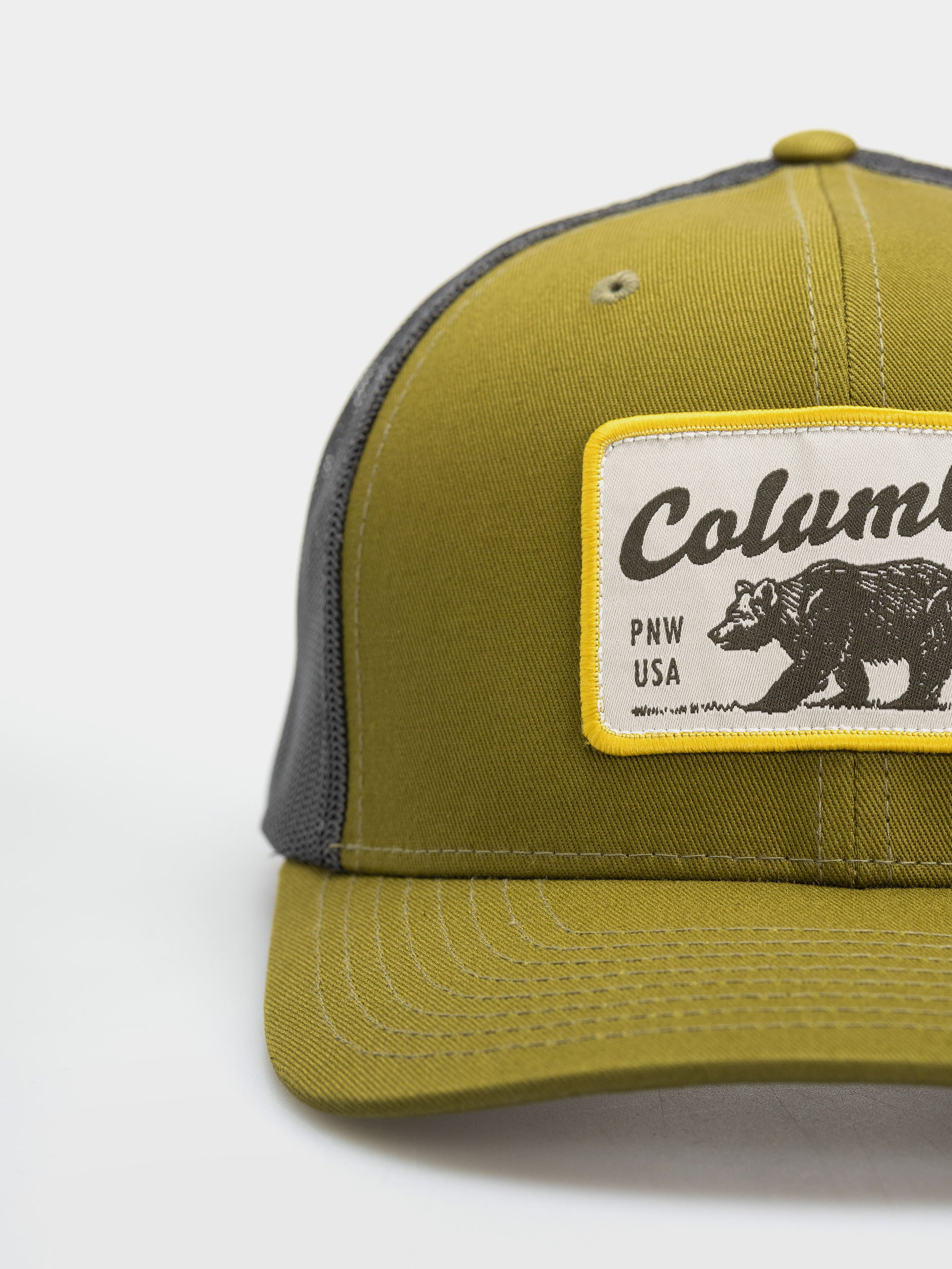 Кепка Columbia Mesh Snap Back (mossy green/pnw bear)