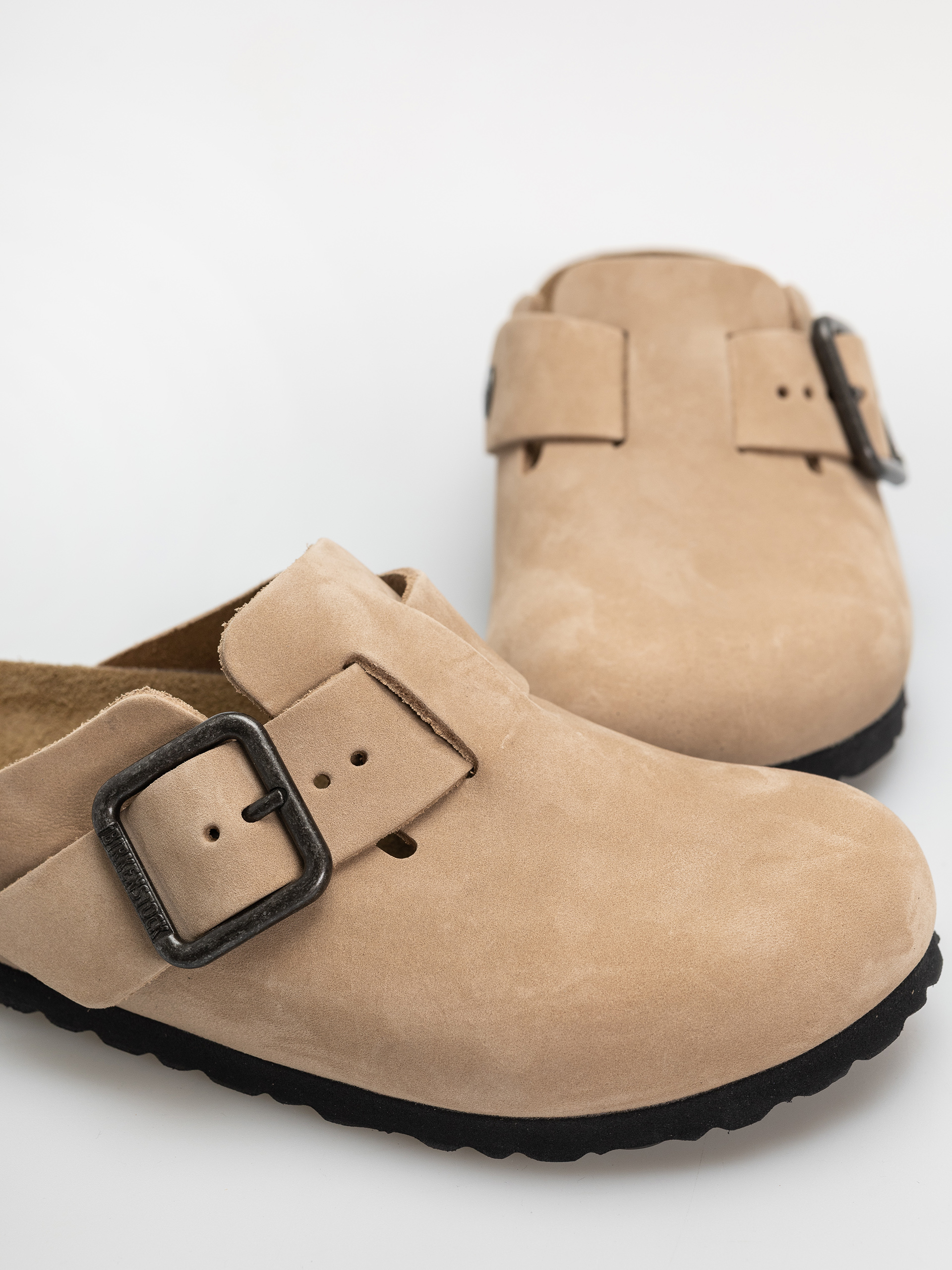 Шльопанці Birkenstock Boston Wire Buckle Nubuck Leather Narrow (sandcastle)