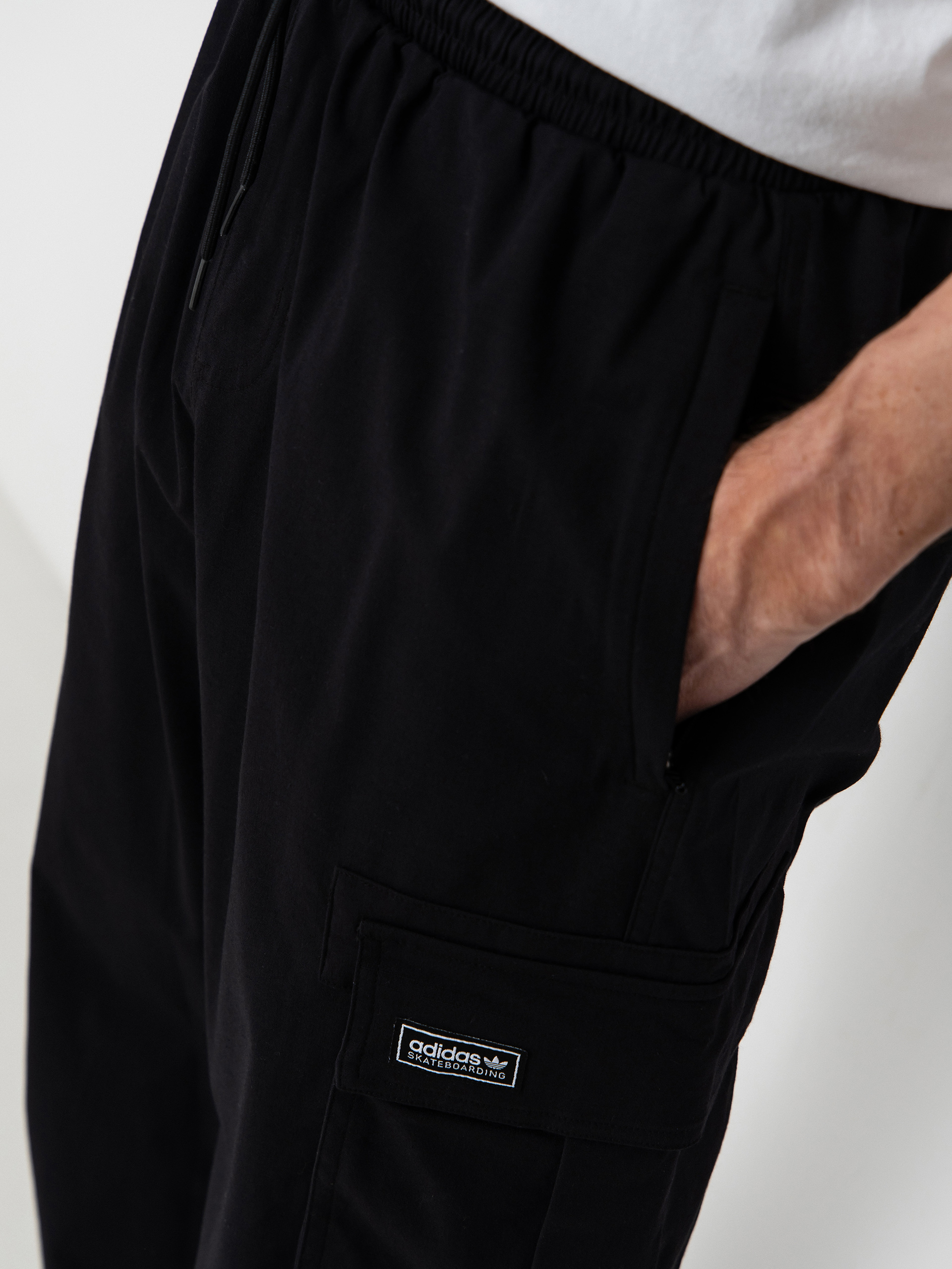 Штани adidas Skt Cargo (black/black)