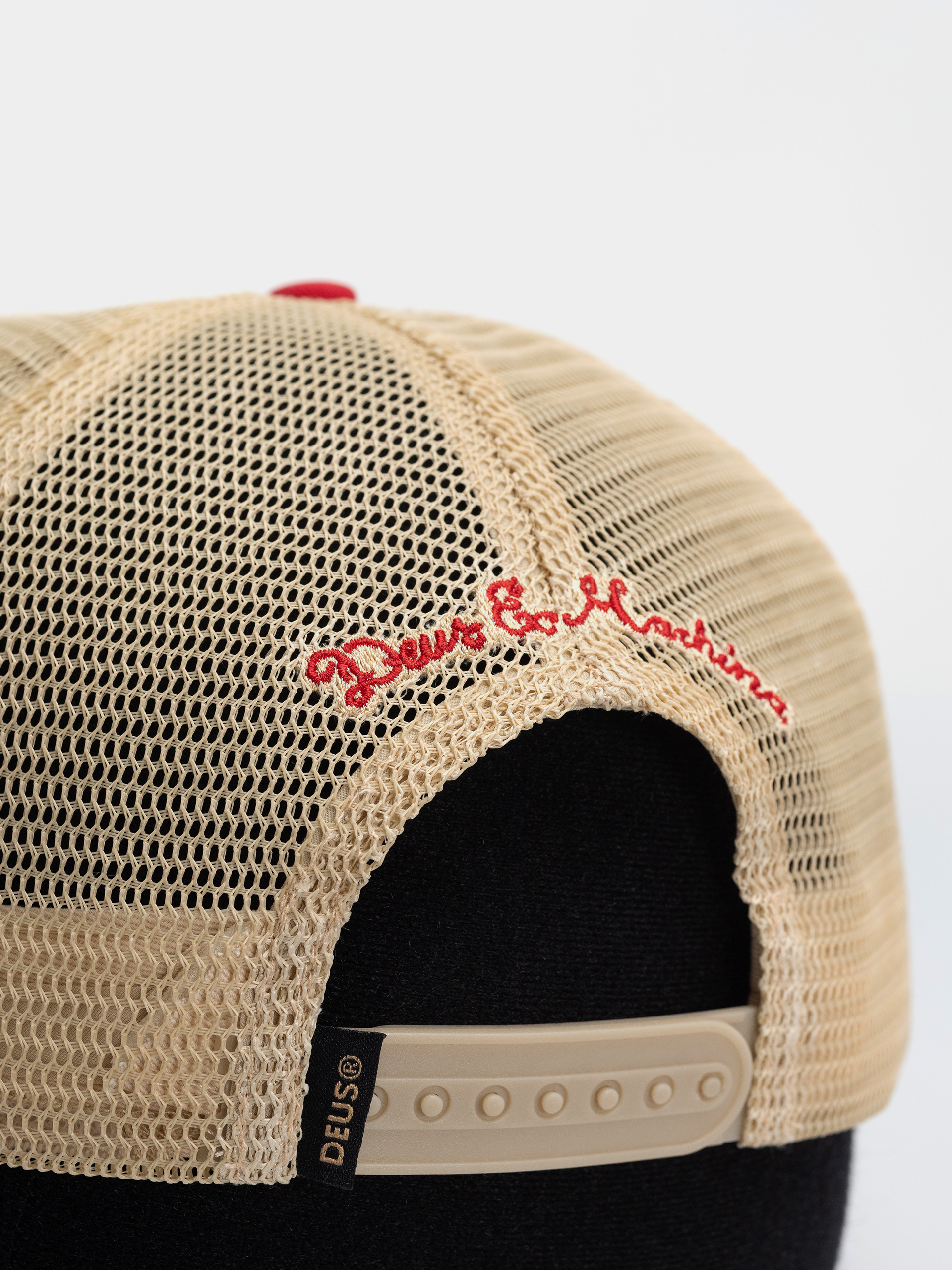 Кепка Deus Ex Machina Malden (melon red)