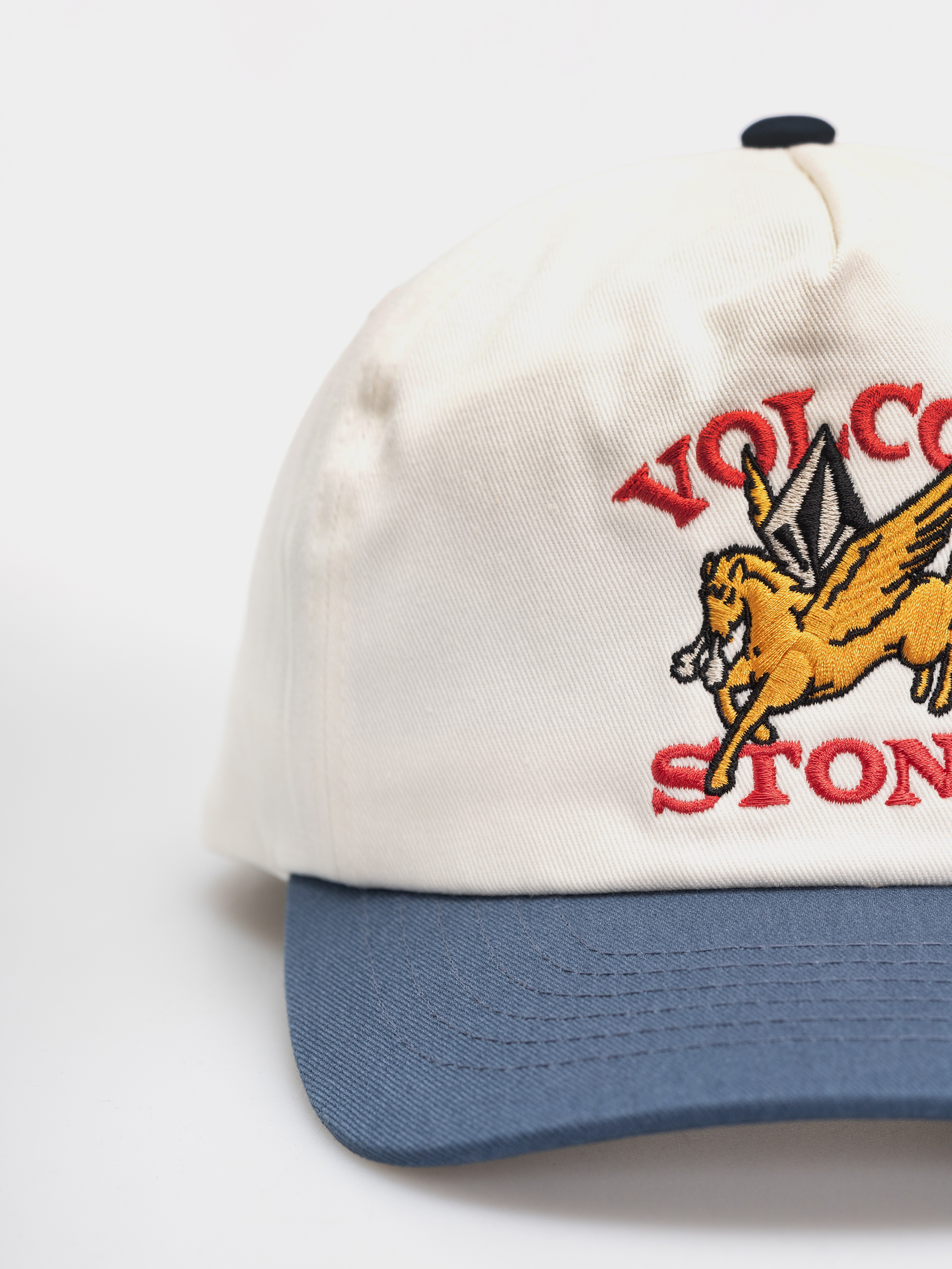 Кепка Volcom Petrolstone Adj (off white)