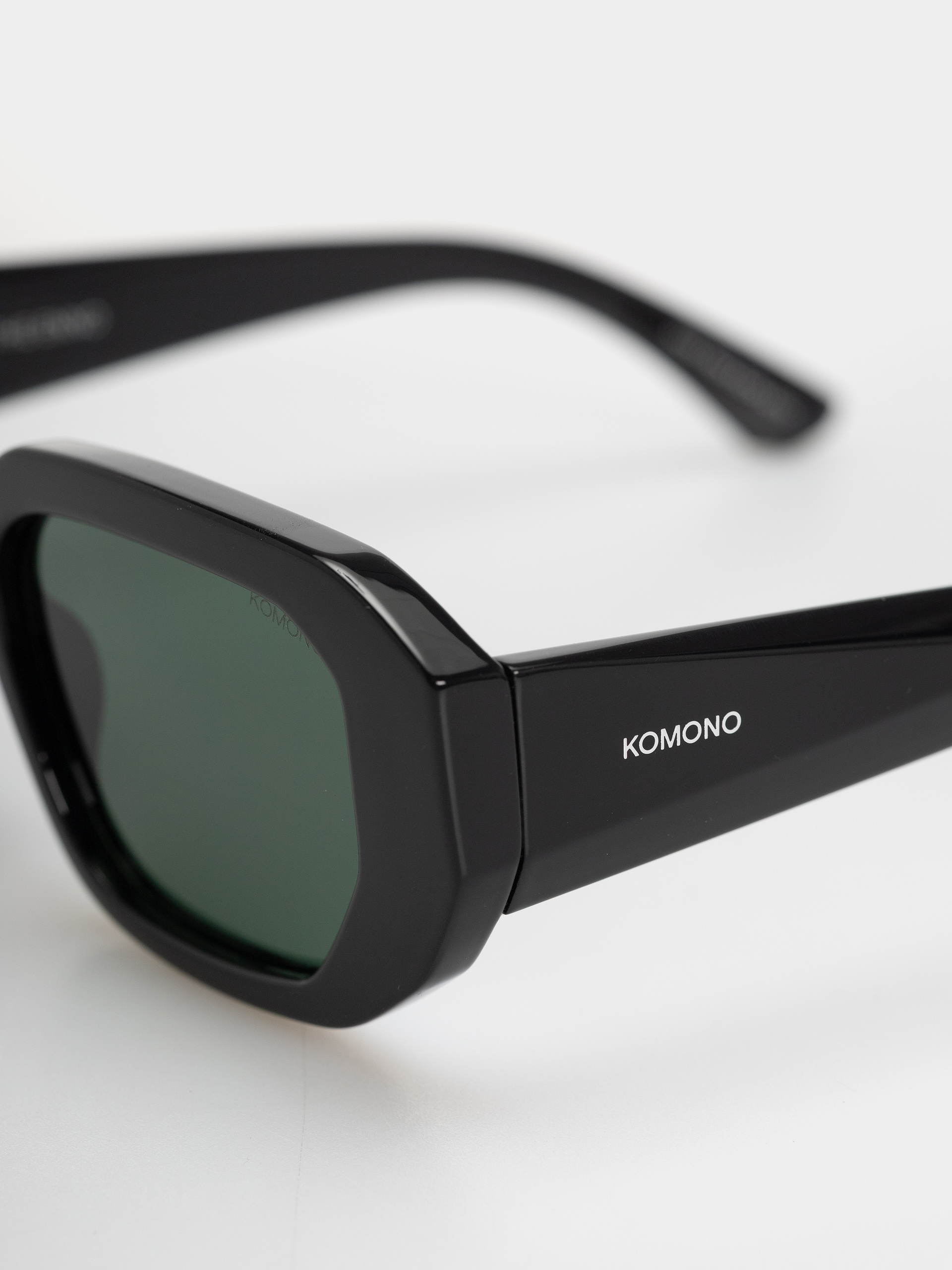Сонцезахисні окуляри Komono Enno (black)