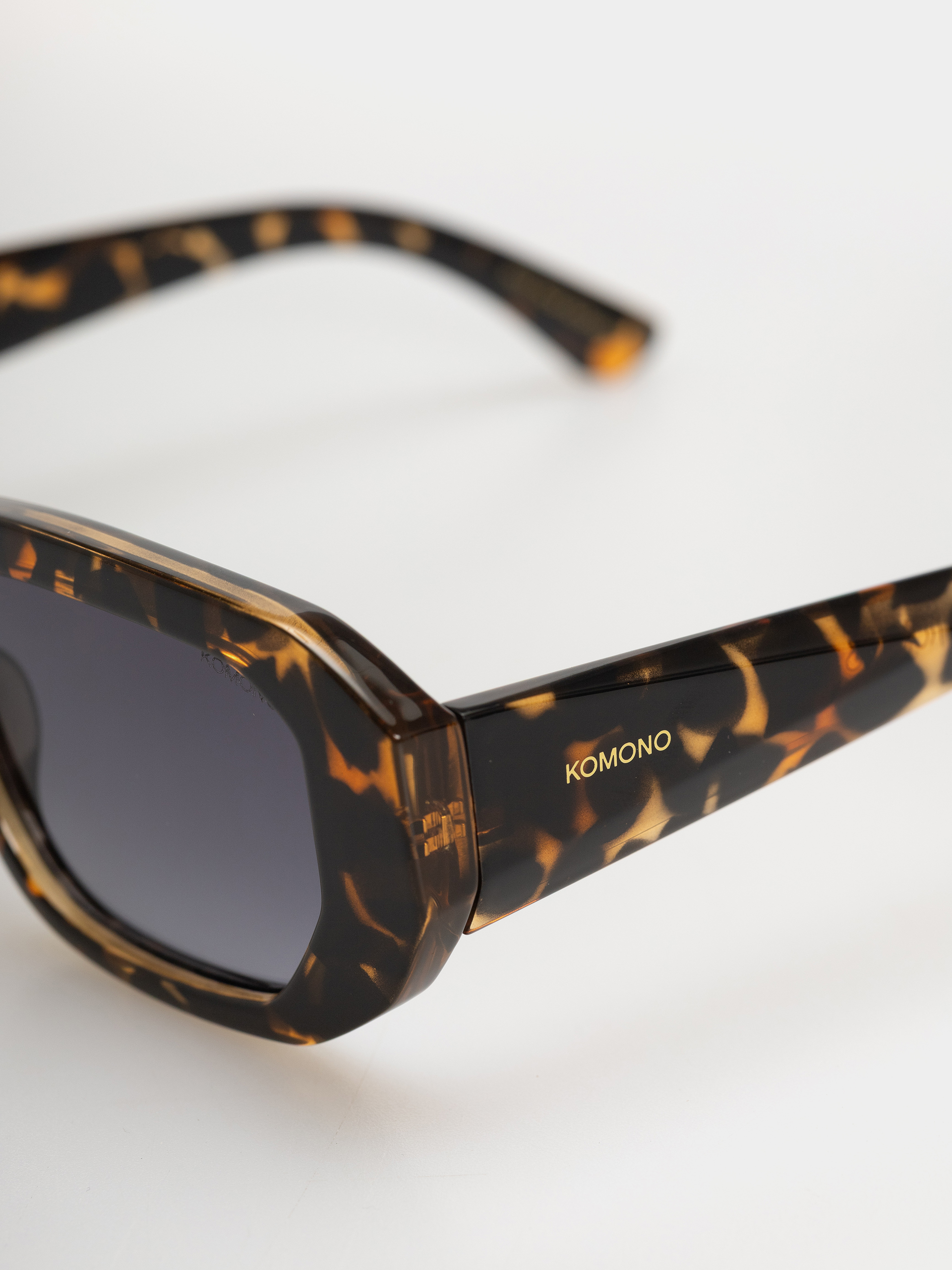 Сонцезахисні окуляри Komono Enno (dark tortoise)