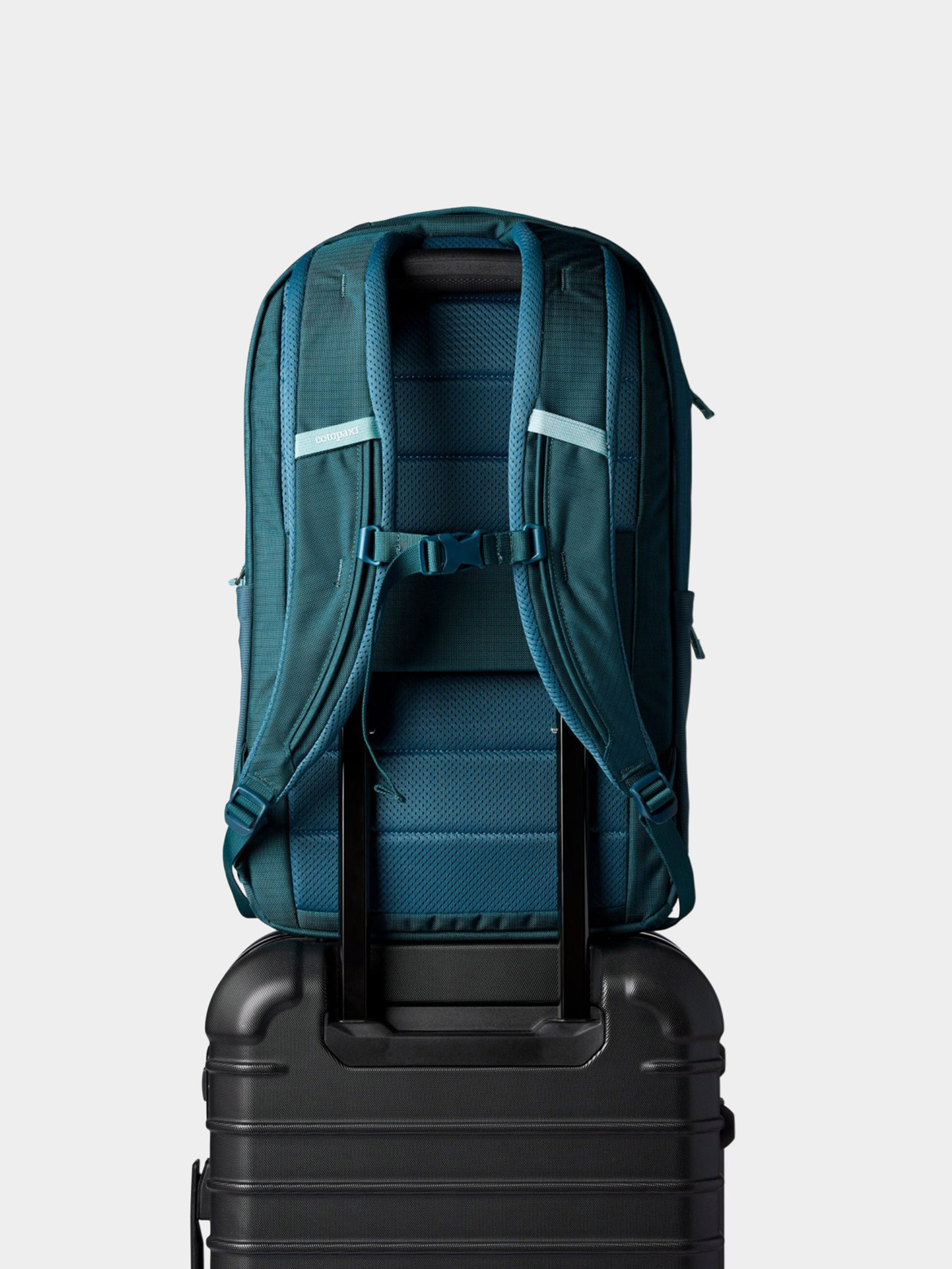 Рюкзак Cotopaxi Allpa 26L (blue spruce and abyss)