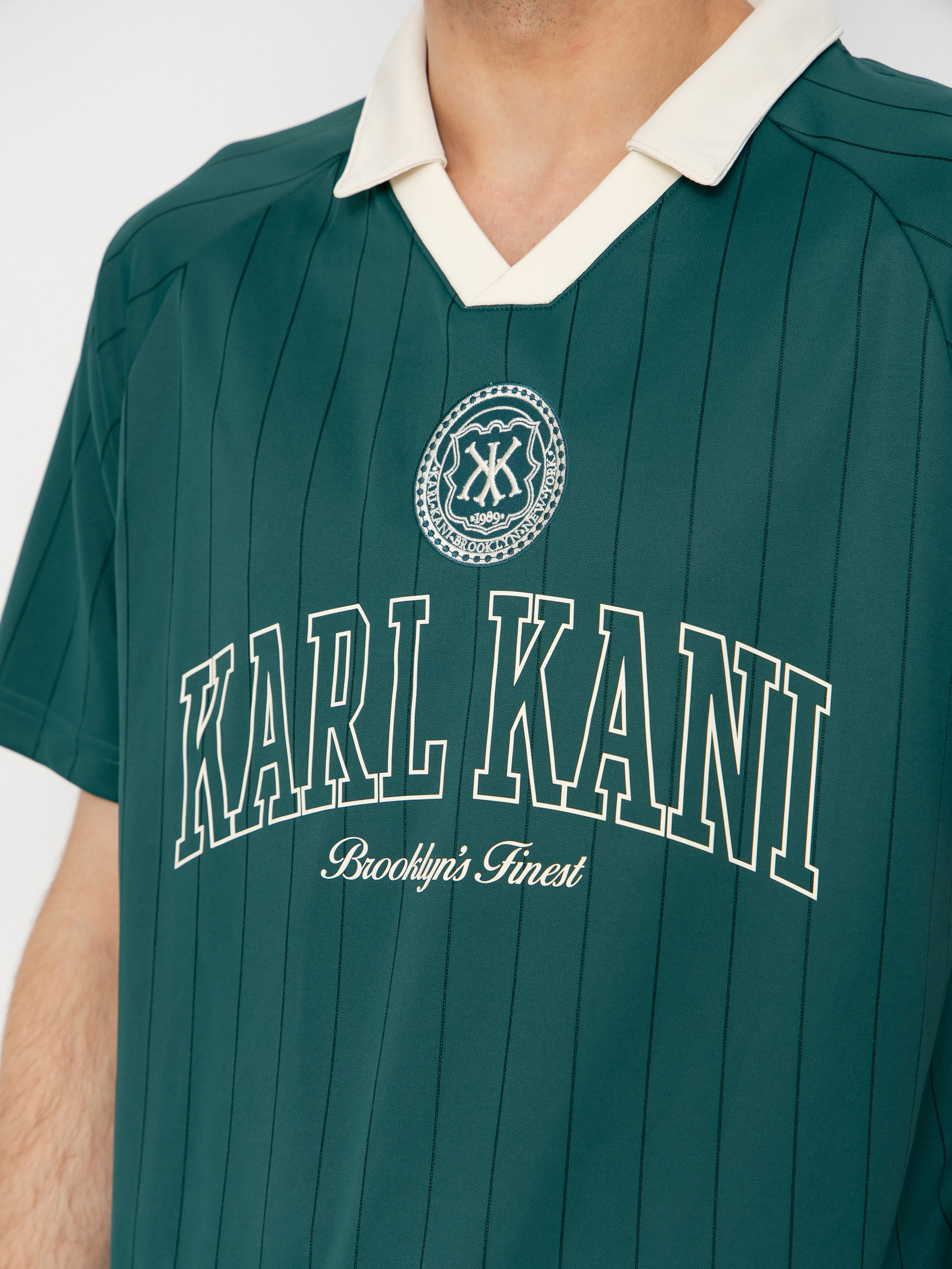 Футболка Karl Kani Heritage Emblem Shadow Pinstripe Soccer (green)