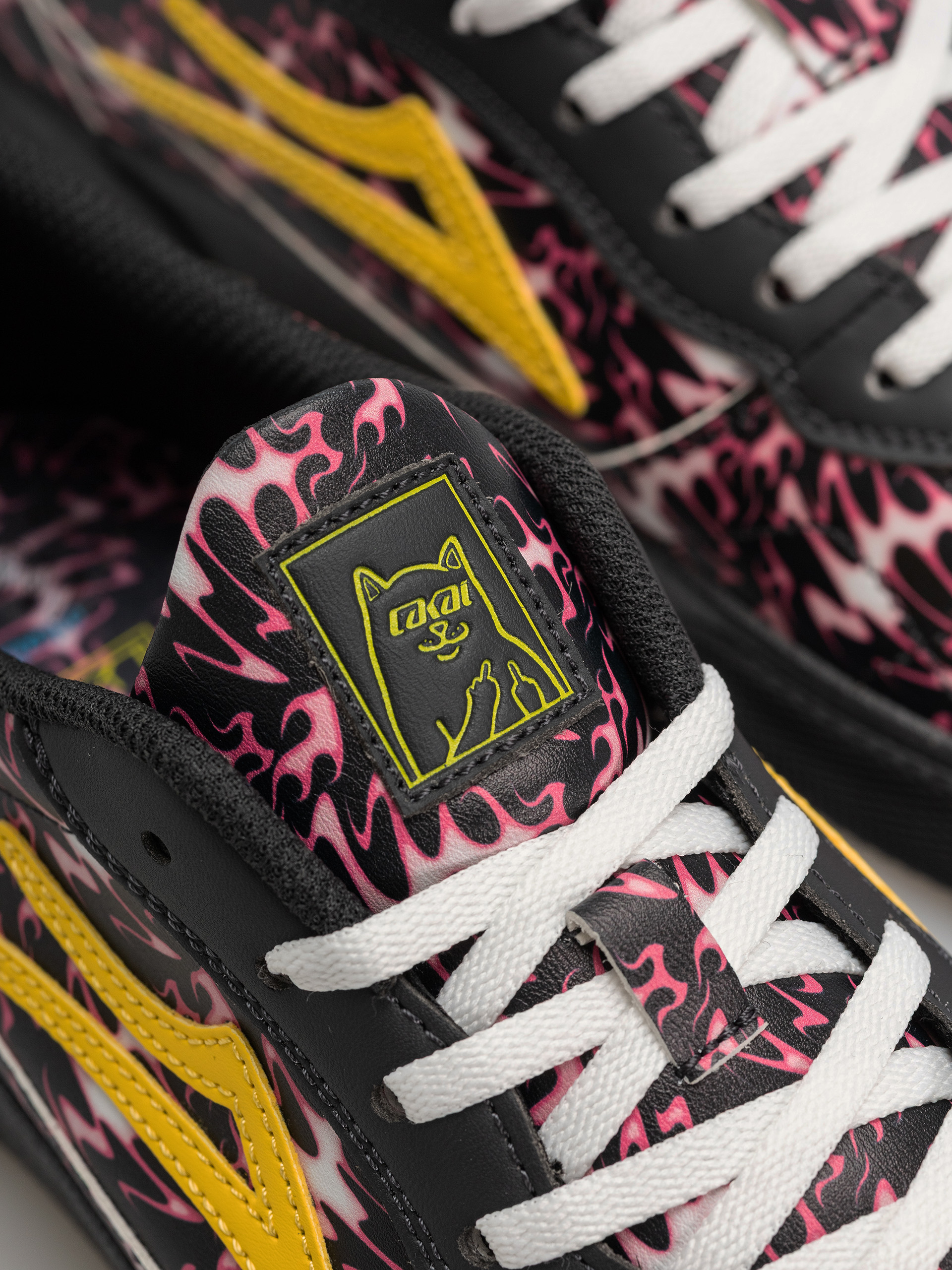 Взуття Lakai Cambridge X Rip'N'Dip (pink flame)