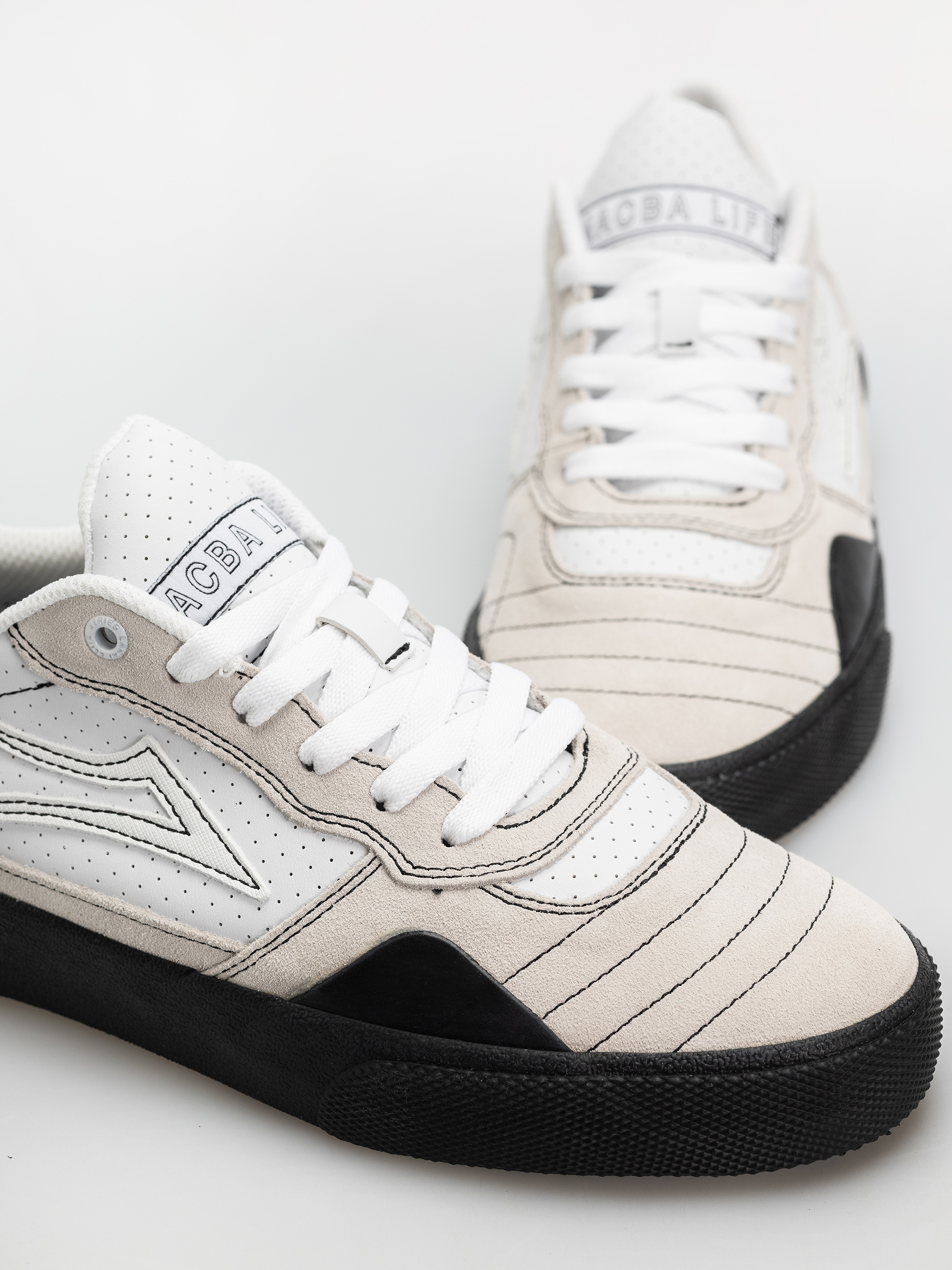 Взуття Lakai Cambridge Elite (macbalife black/white)