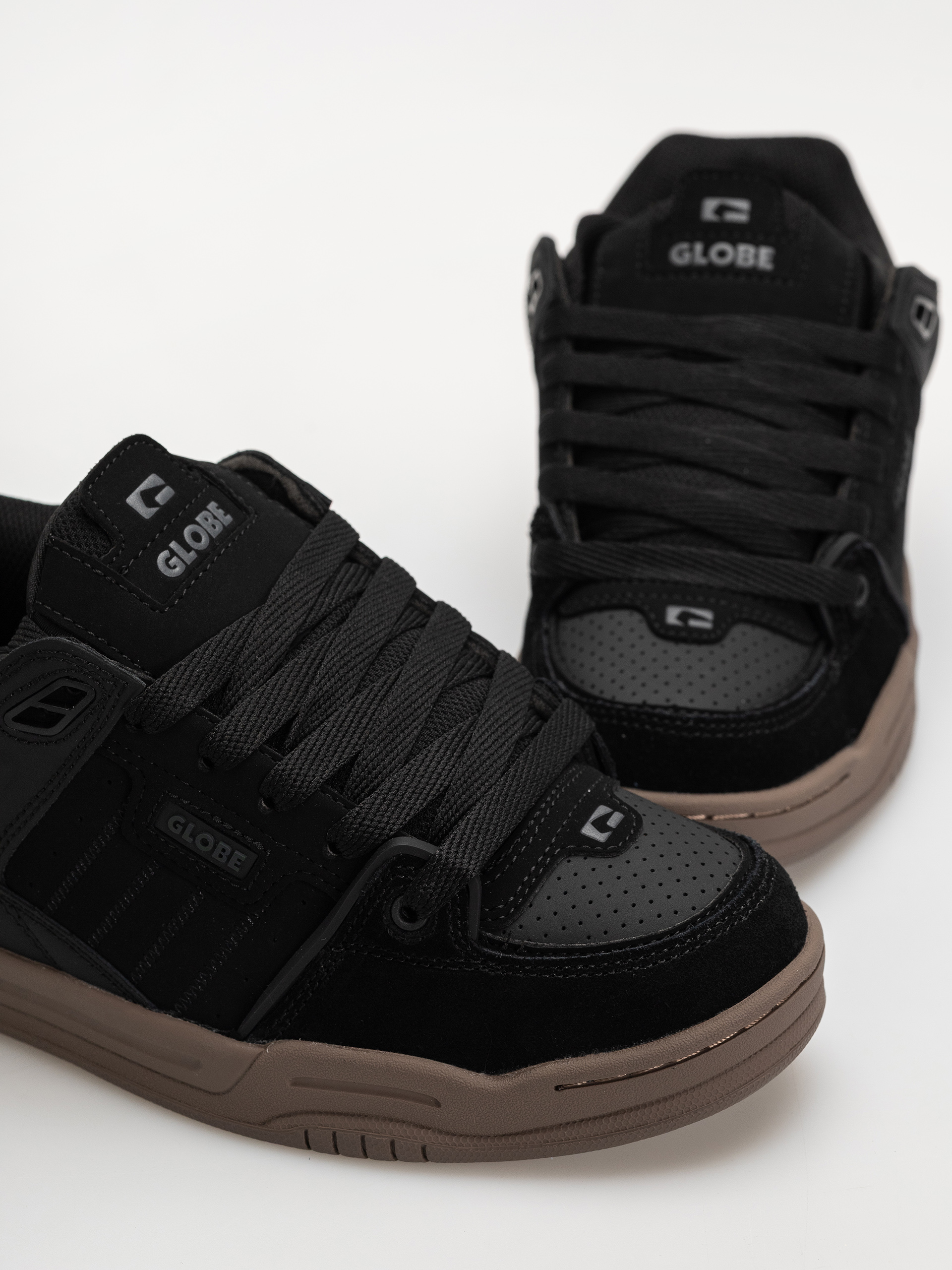 Взуття Globe Fusion (black/tobacco gum)