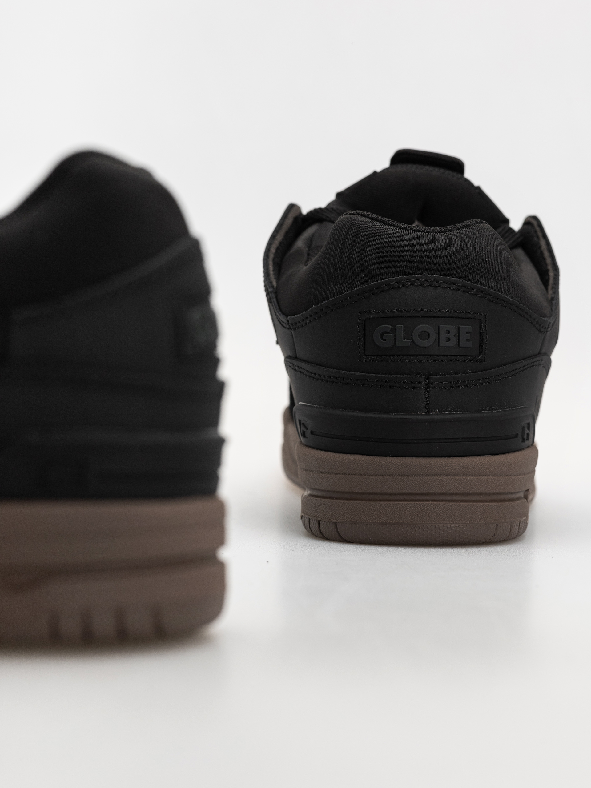Взуття Globe Fusion (black/tobacco gum)