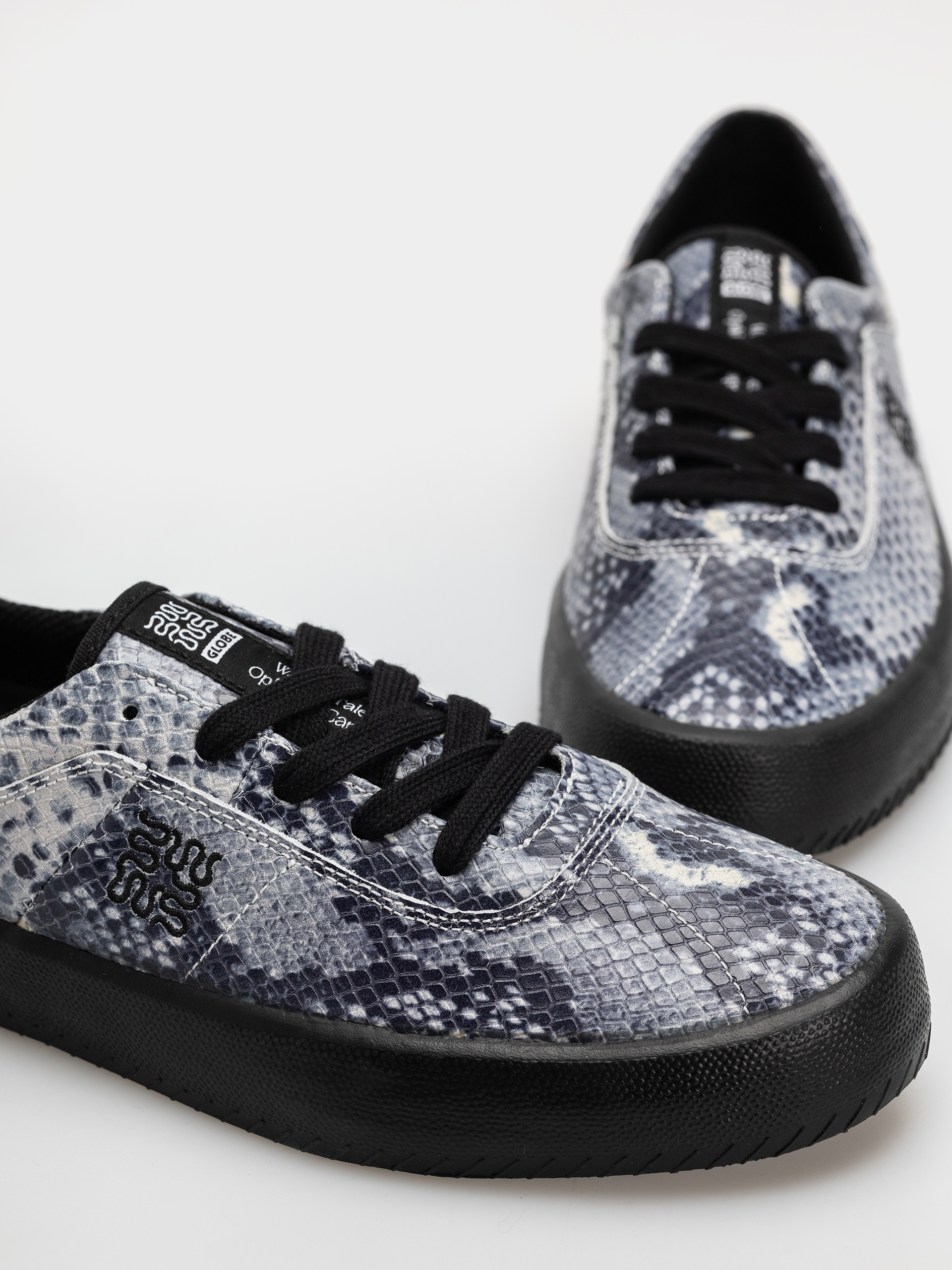 Взуття Globe Melbek (wasted talent black/snake)