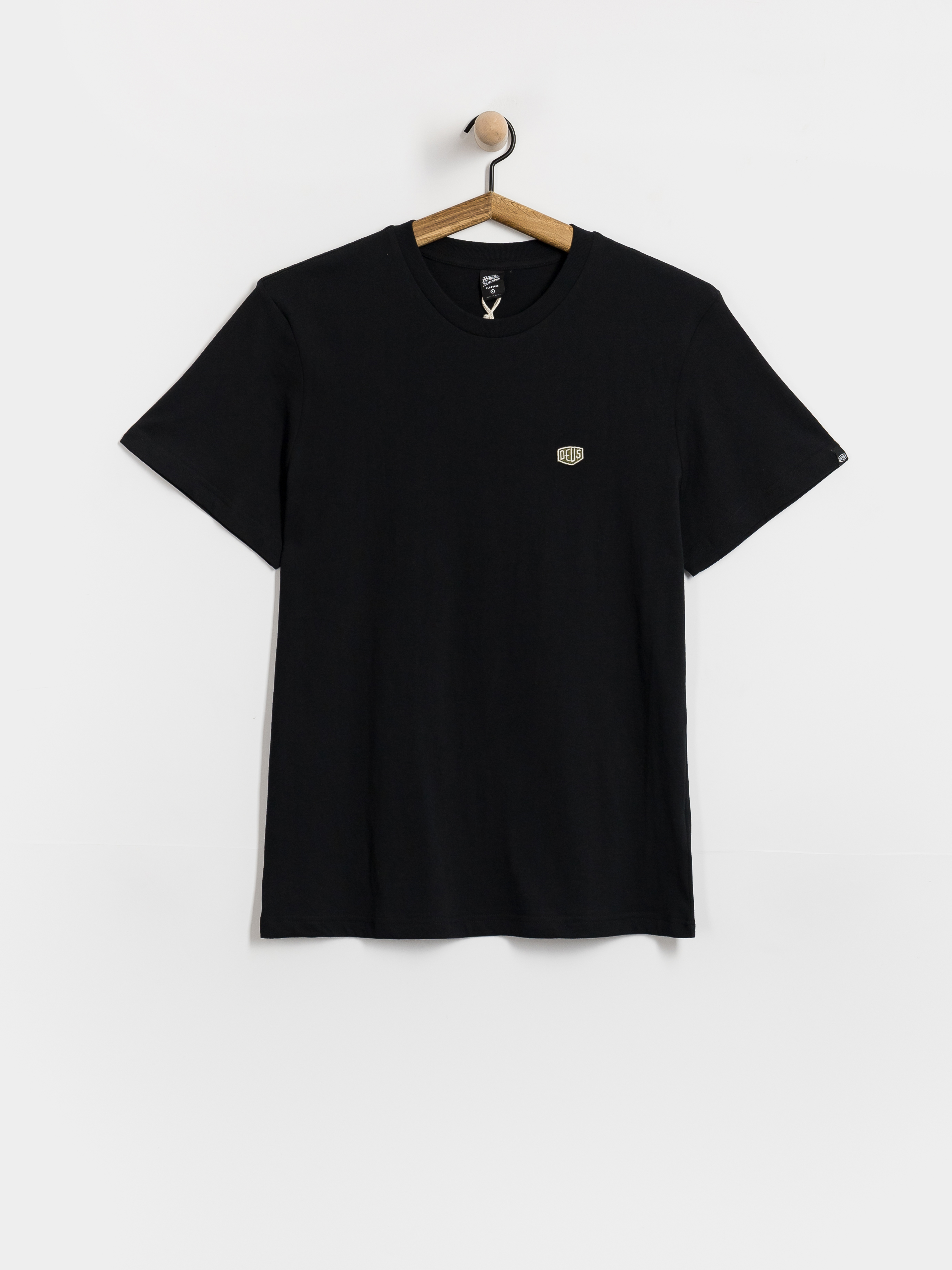 u0424u0443u0442u0431u043eu043bu043au0430 Deus Ex Machina Shield Standard (black)