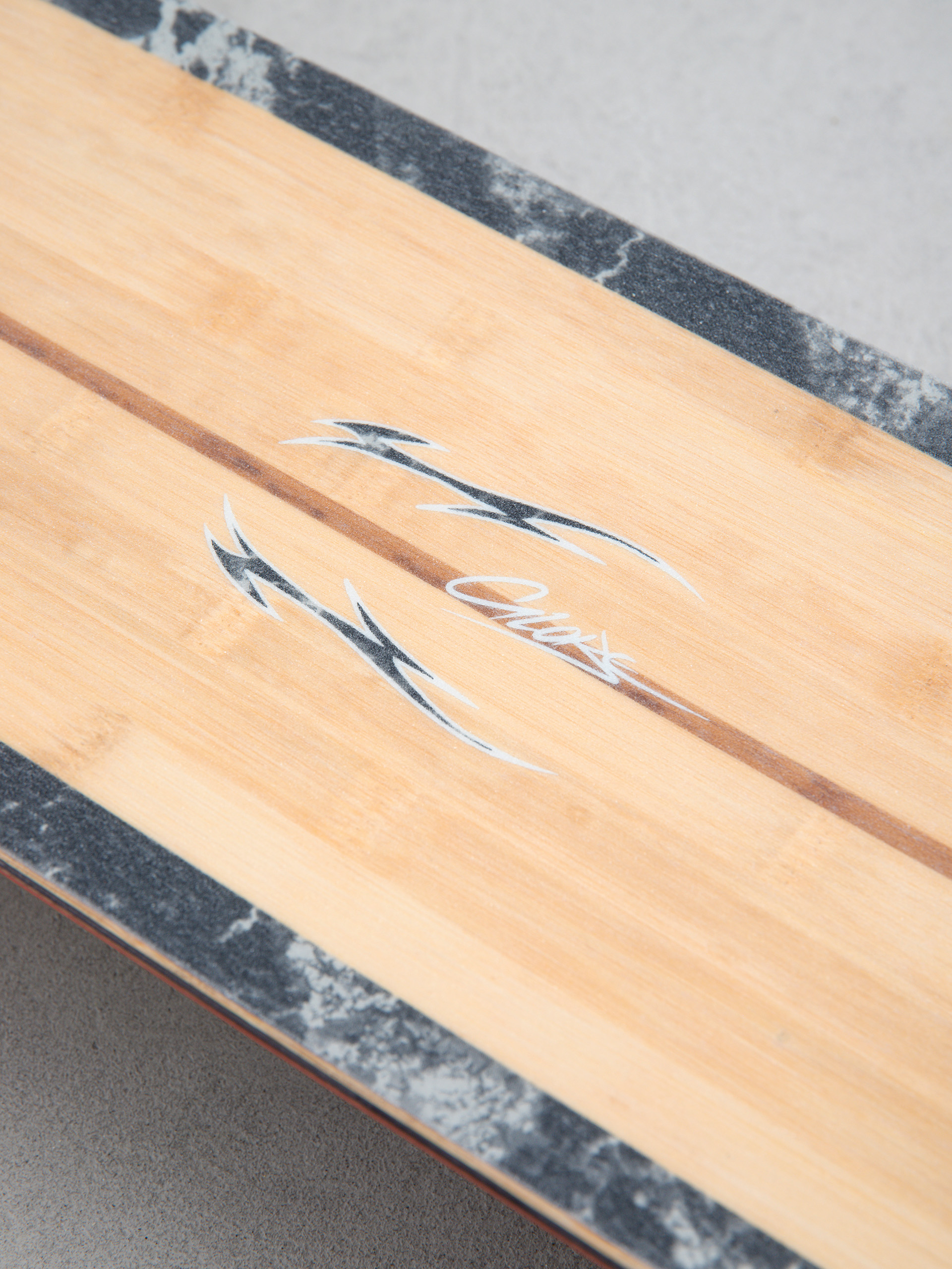 Скейтборд круізер Globe Blazer Fuego (bamboo red)