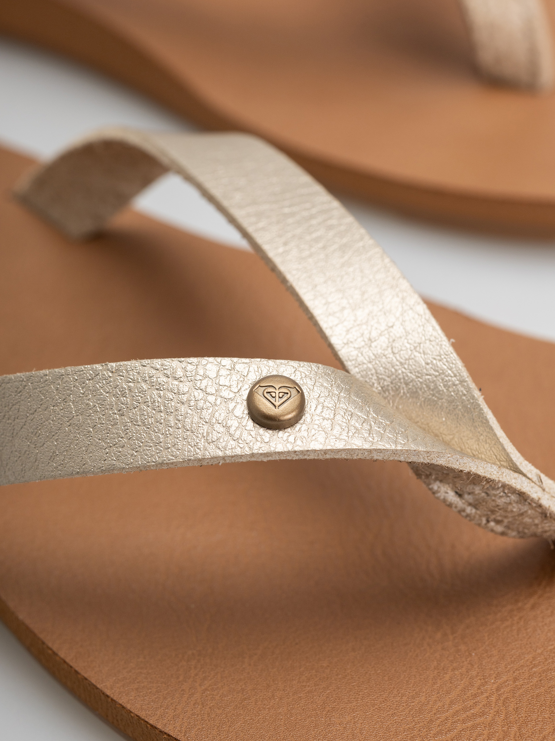 В‘єтнамки Roxy Jyll III Wmn (gold)