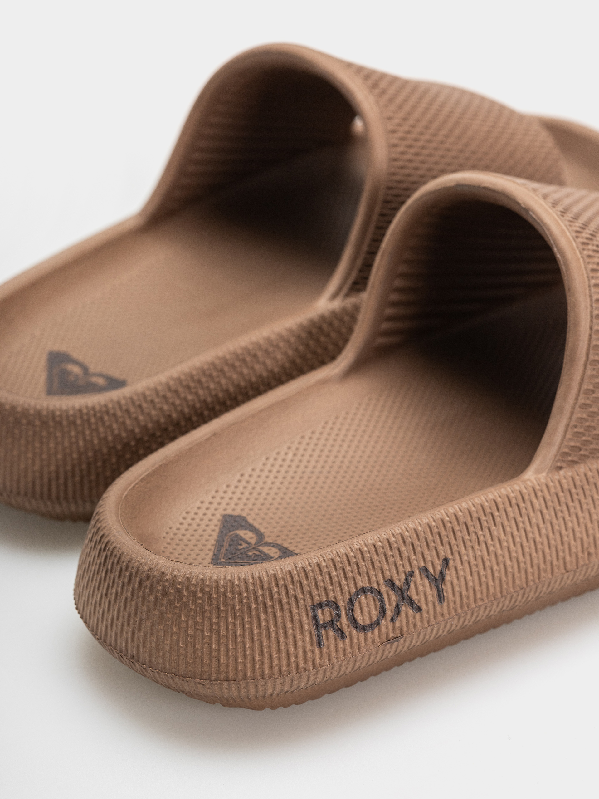 Шльопанці Roxy The Bumpy Wmn (brownie)
