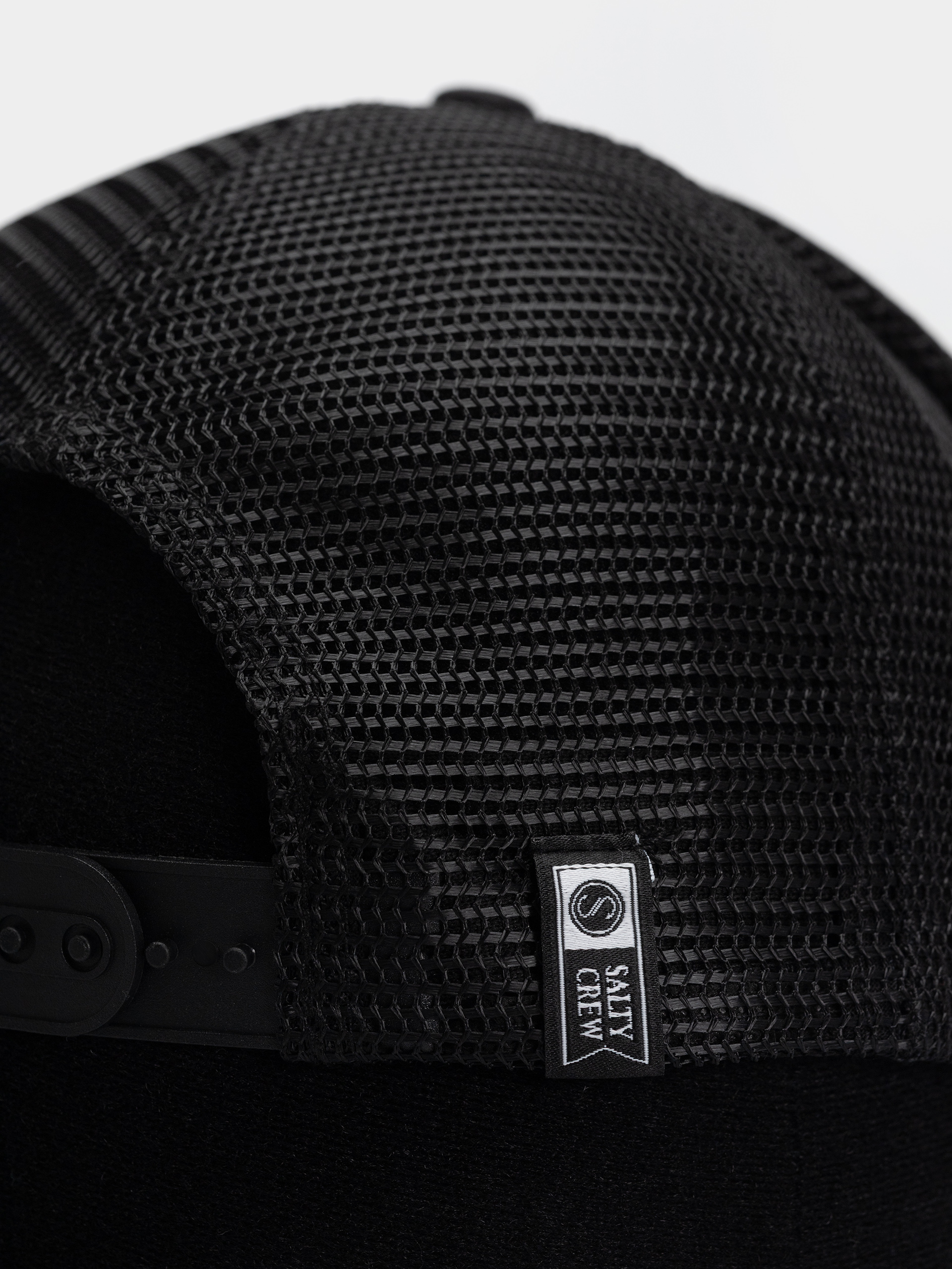 Кепка Salty Crew Tentacles Retro Trucker (black)