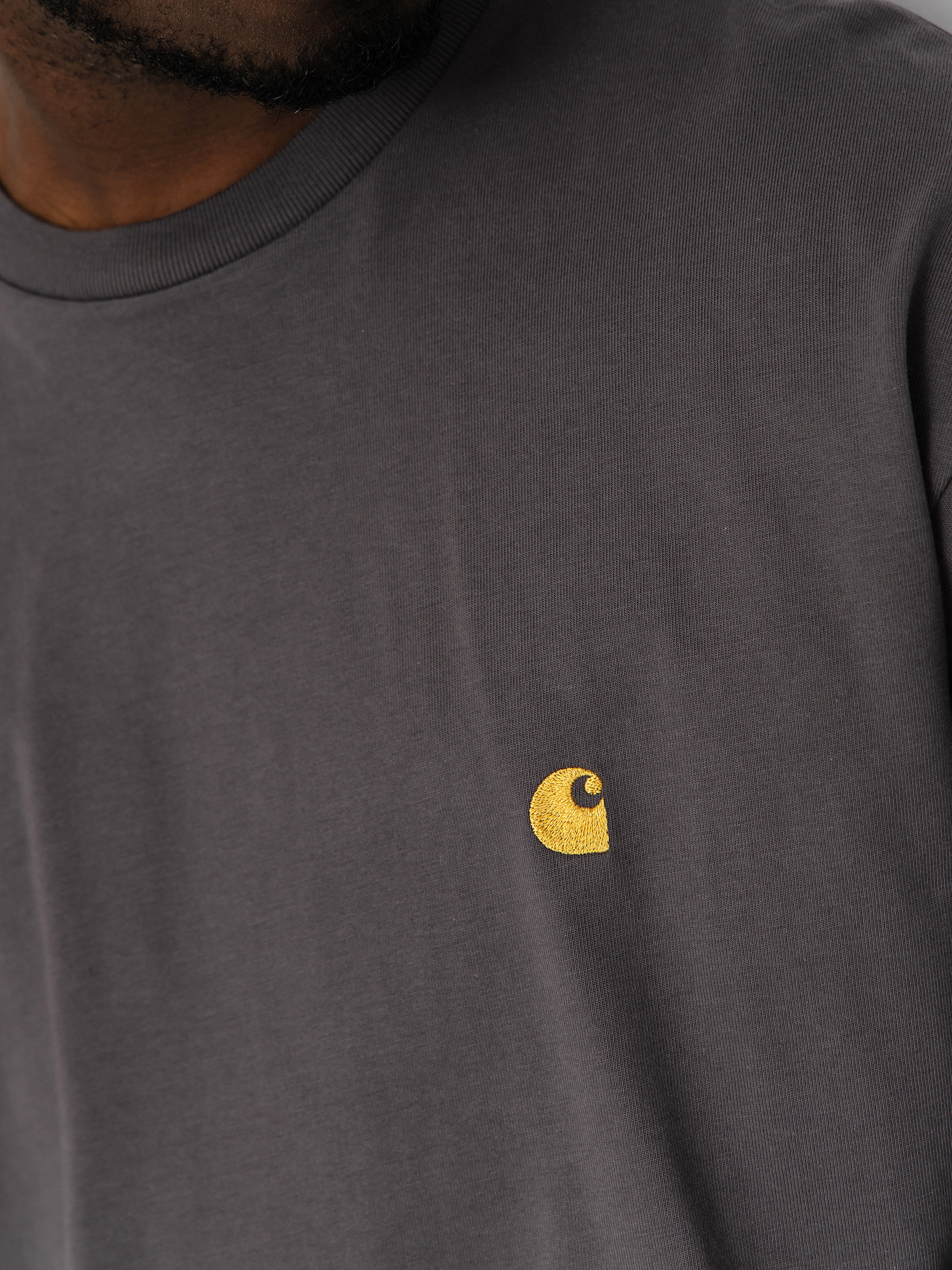 Лонгслів Carhartt WIP Chase (porphyry/gold)