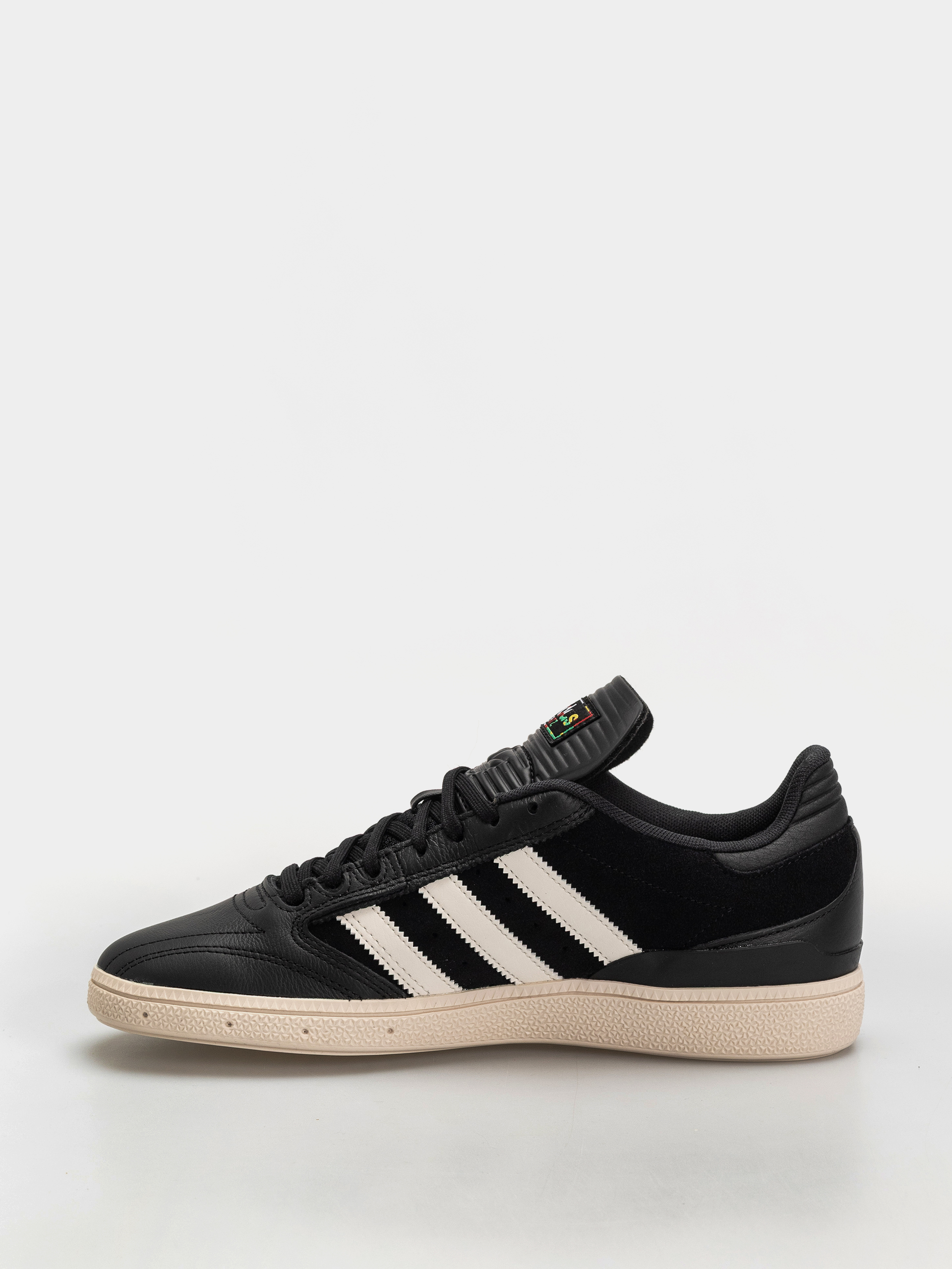 Взуття adidas Busenitz (cblack/cwhite/goldmt)