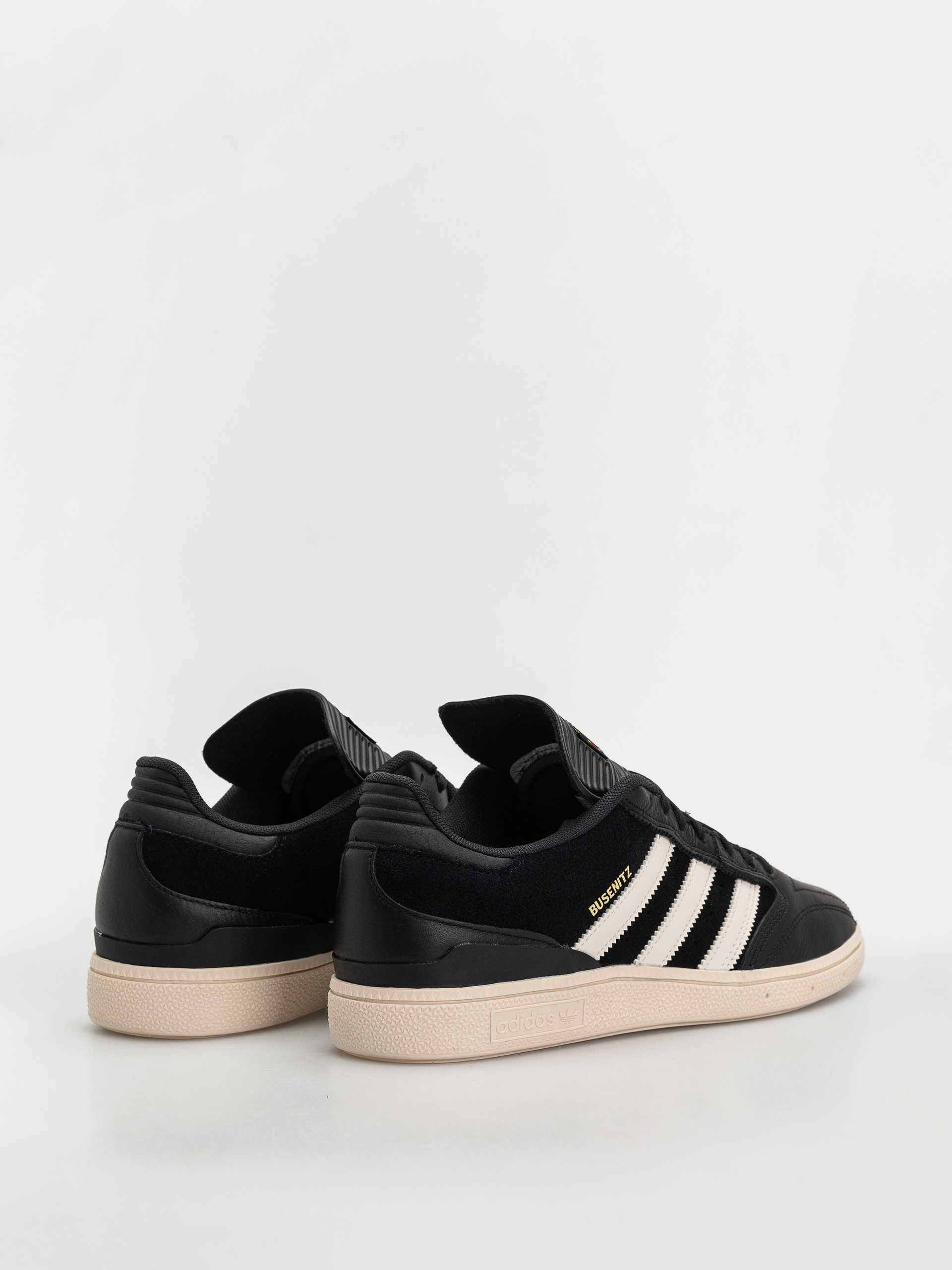 Взуття adidas Busenitz (cblack/cwhite/goldmt)