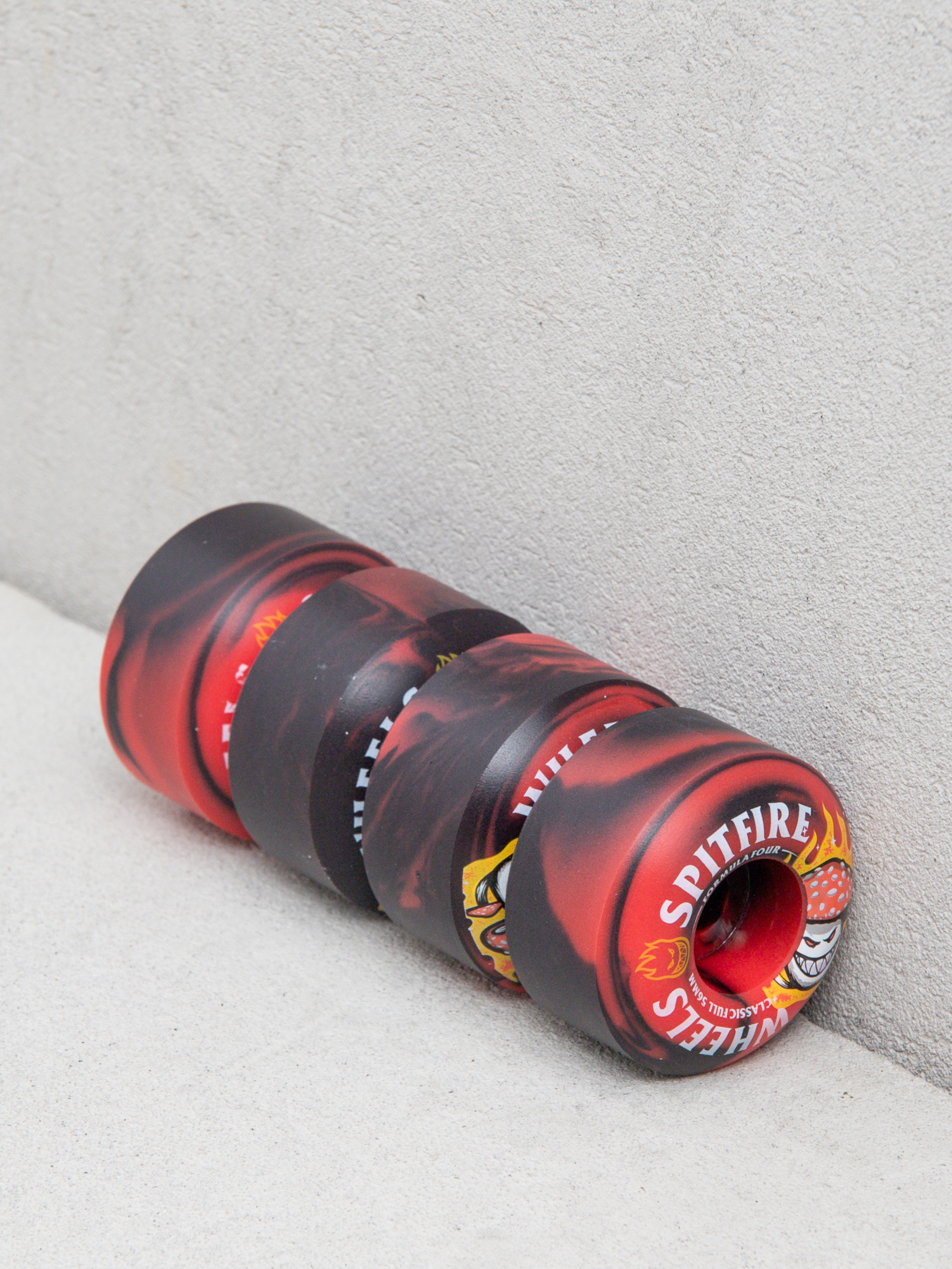 Колеса Spitfire F4 99D Shroom Bighead Classic Full (blk/red swirl)