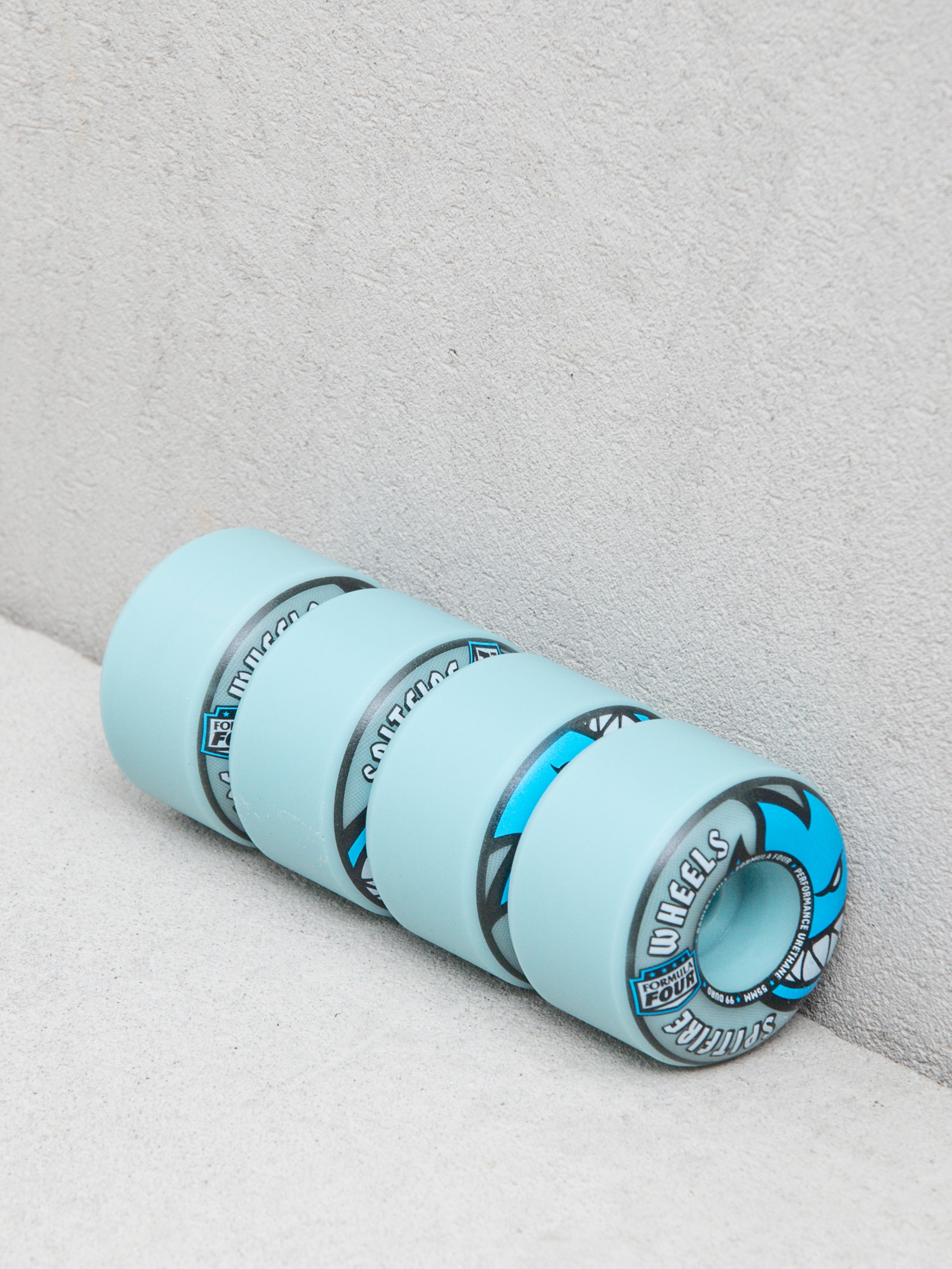 Колеса Spitfire F4 99D Team Colors Radial Full (lt blue)