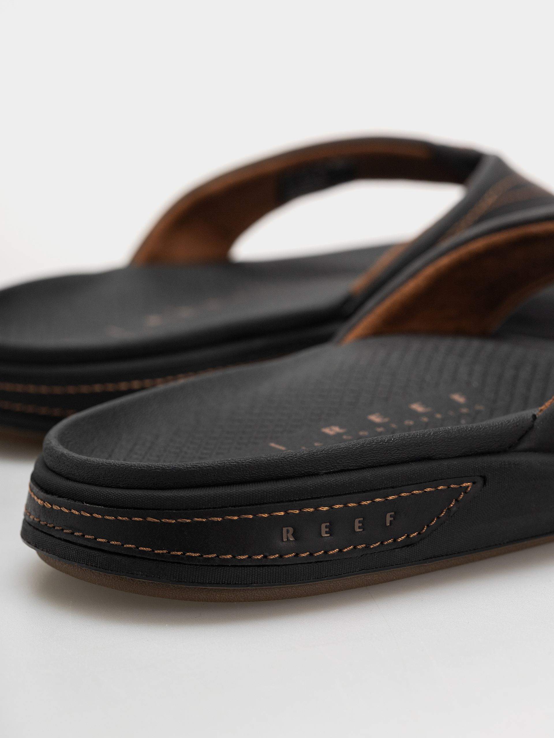 В‘єтнамки Reef Phantom Lux (black)
