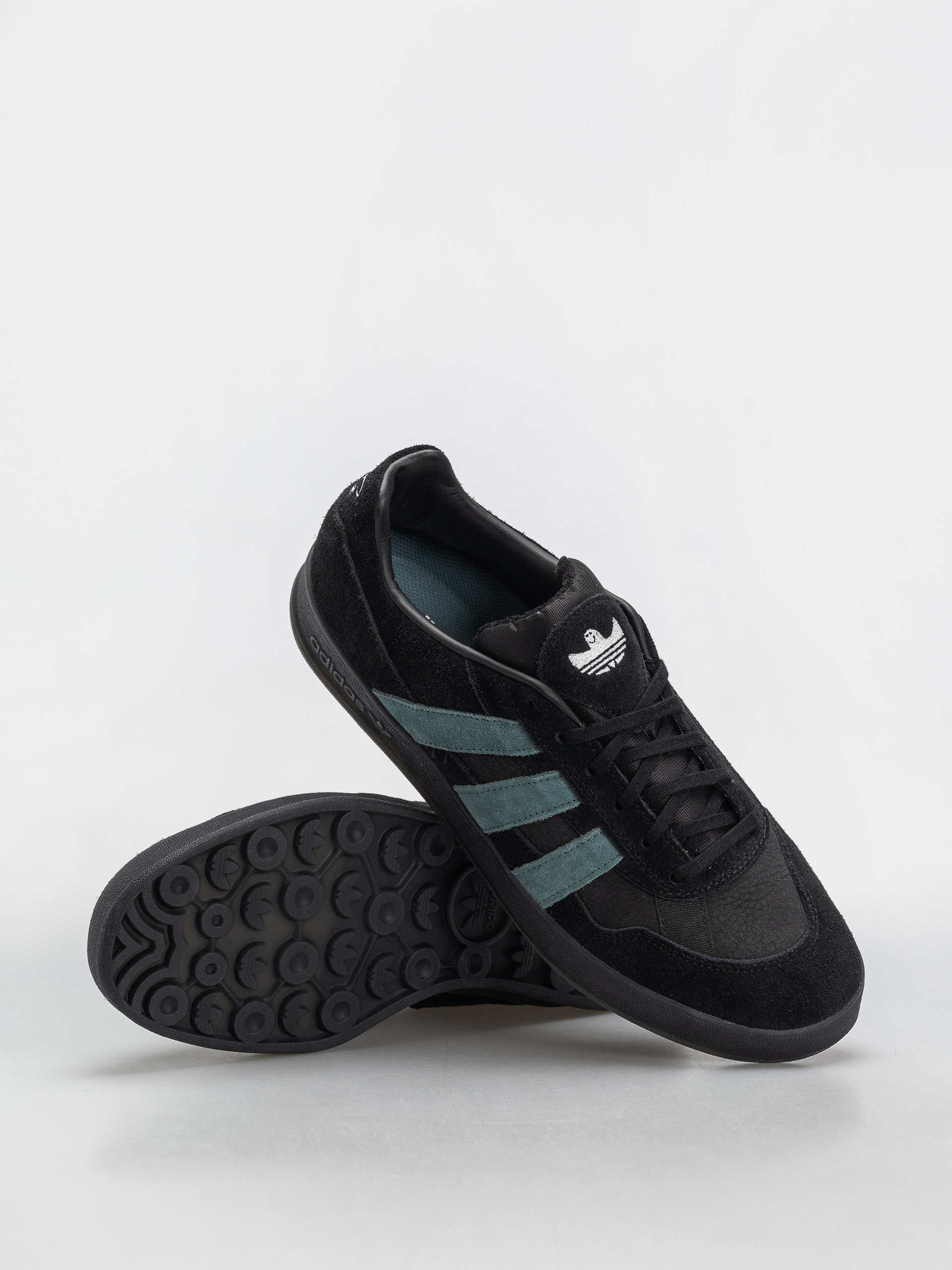 Взуття adidas Aloha Super (cblack/pretea/ftwwht)
