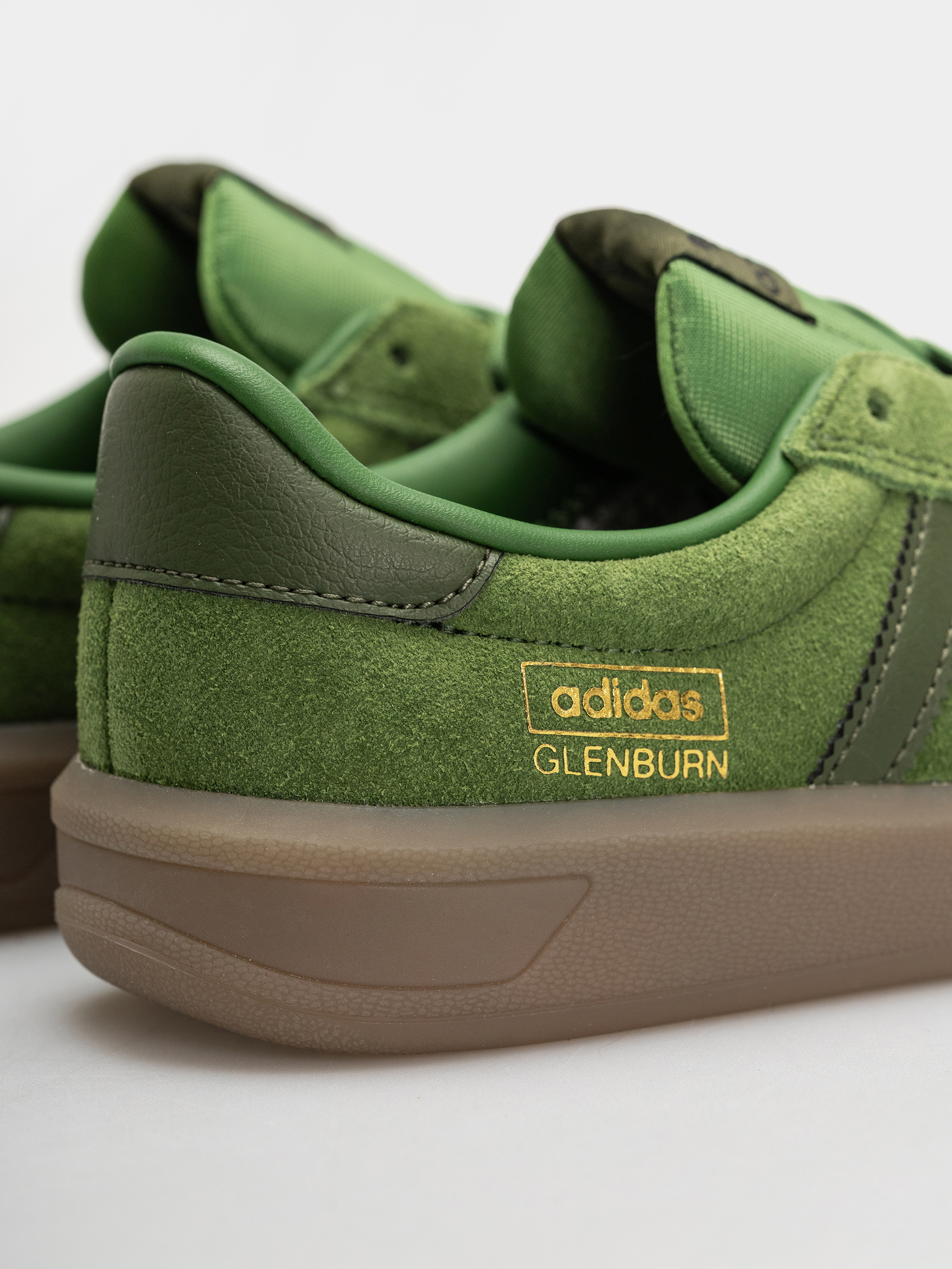 Взуття adidas Glenburn (cregrn/wilpin/gum5)