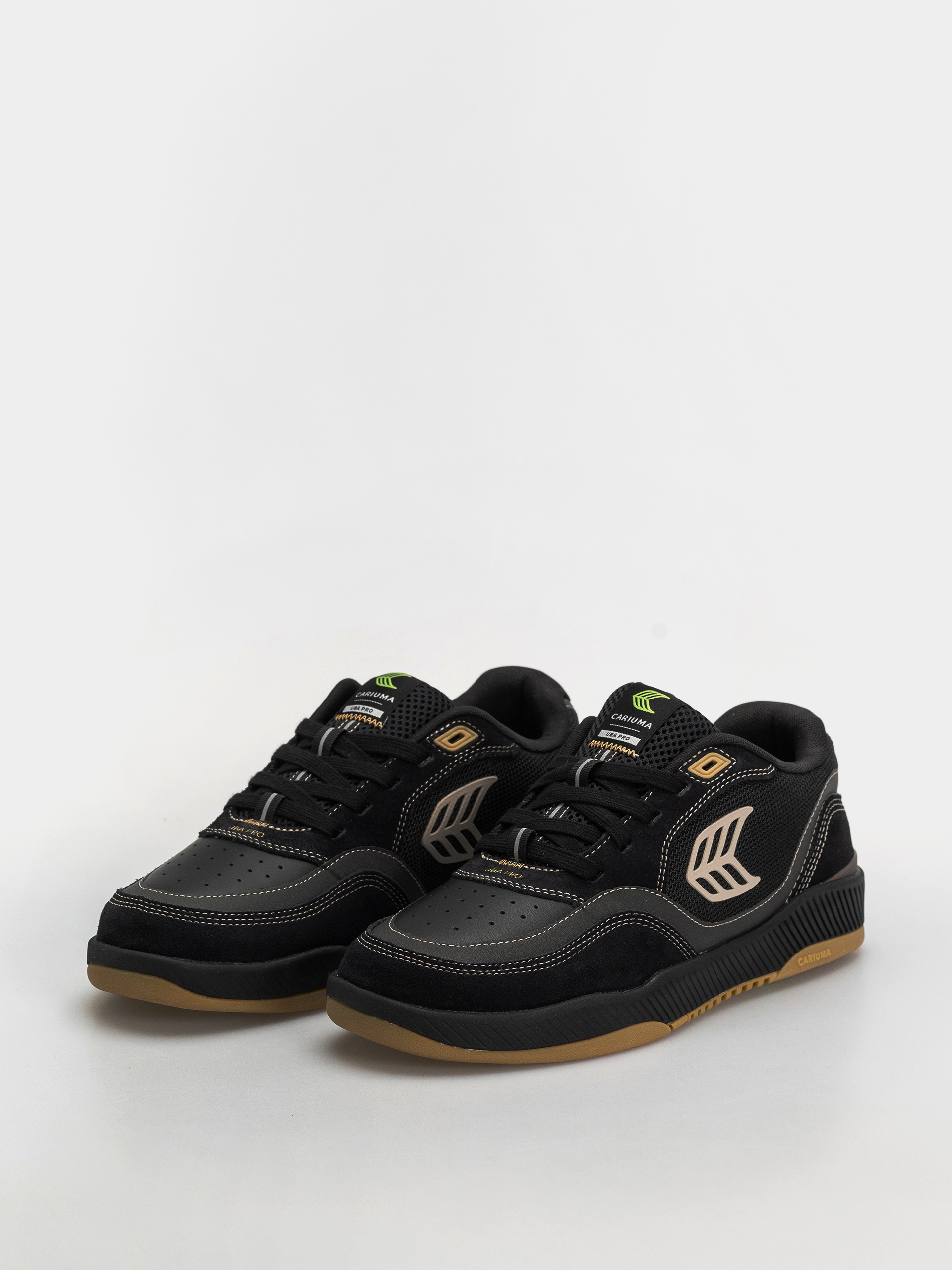 Взуття Cariuma Uba Pro (black suede and mesh silver cloud logo)