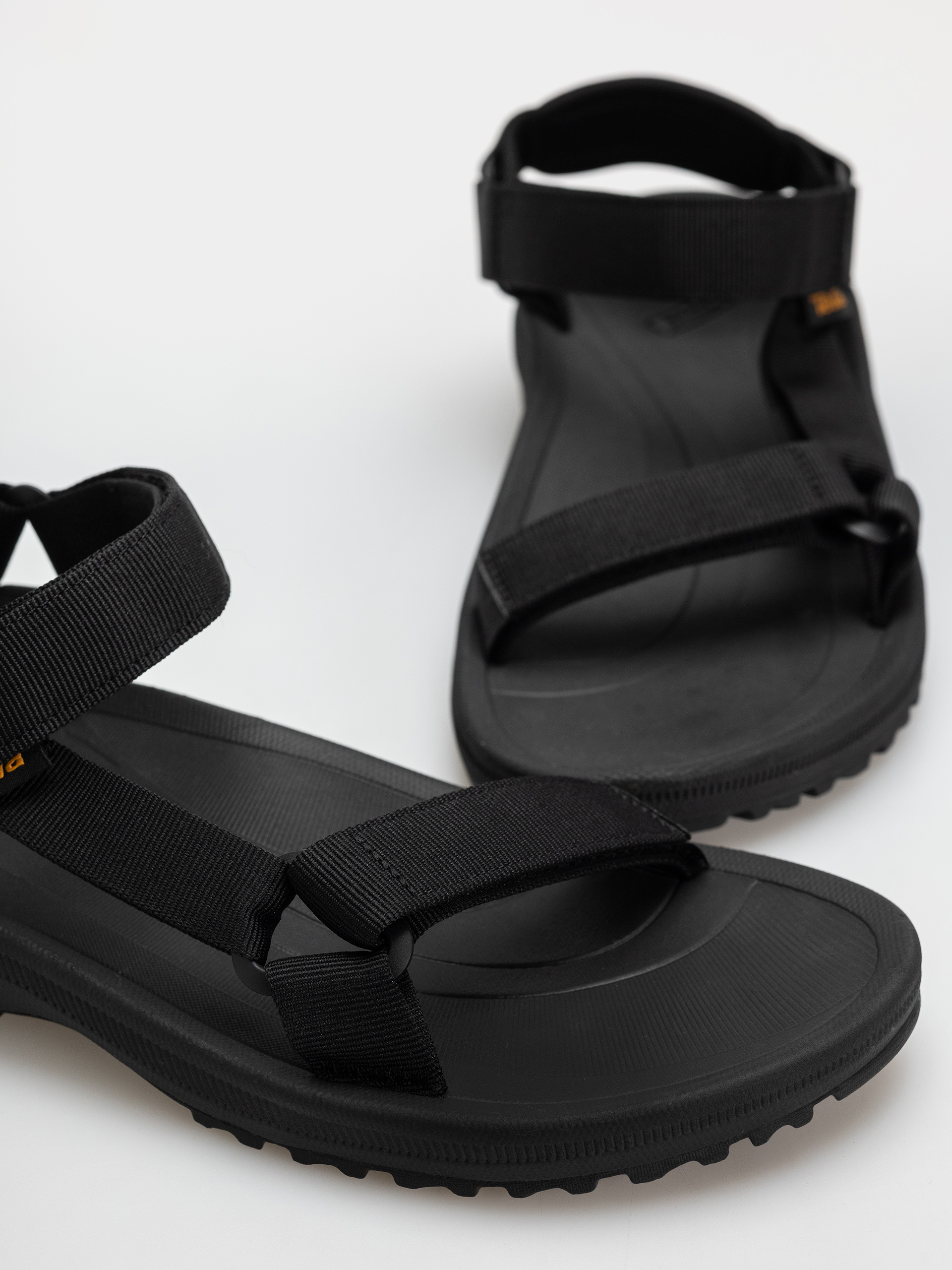 Сандалі Teva Winsted (black)