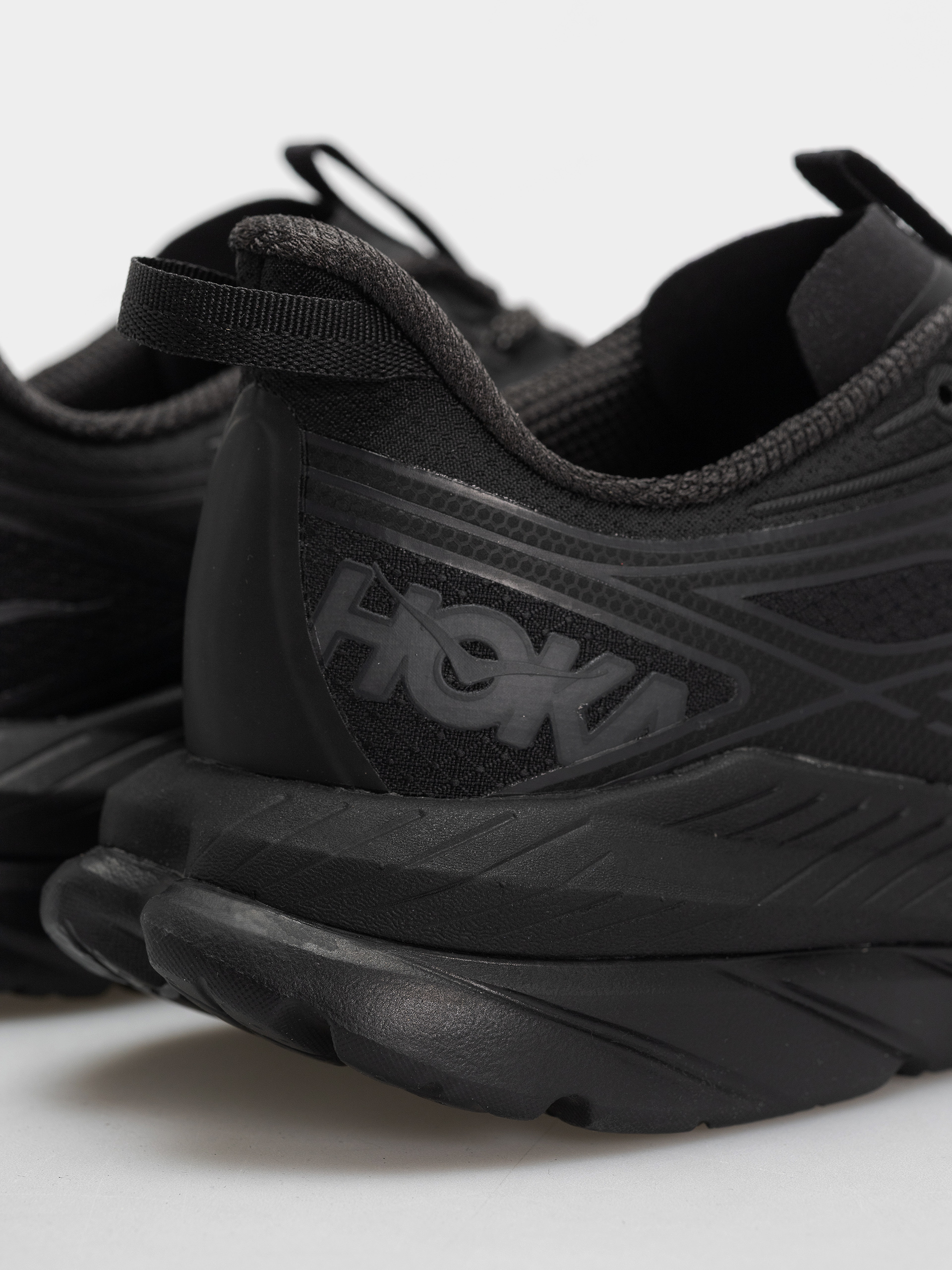 Взуття Hoka Mach Remastered (obsidian/obsidian)