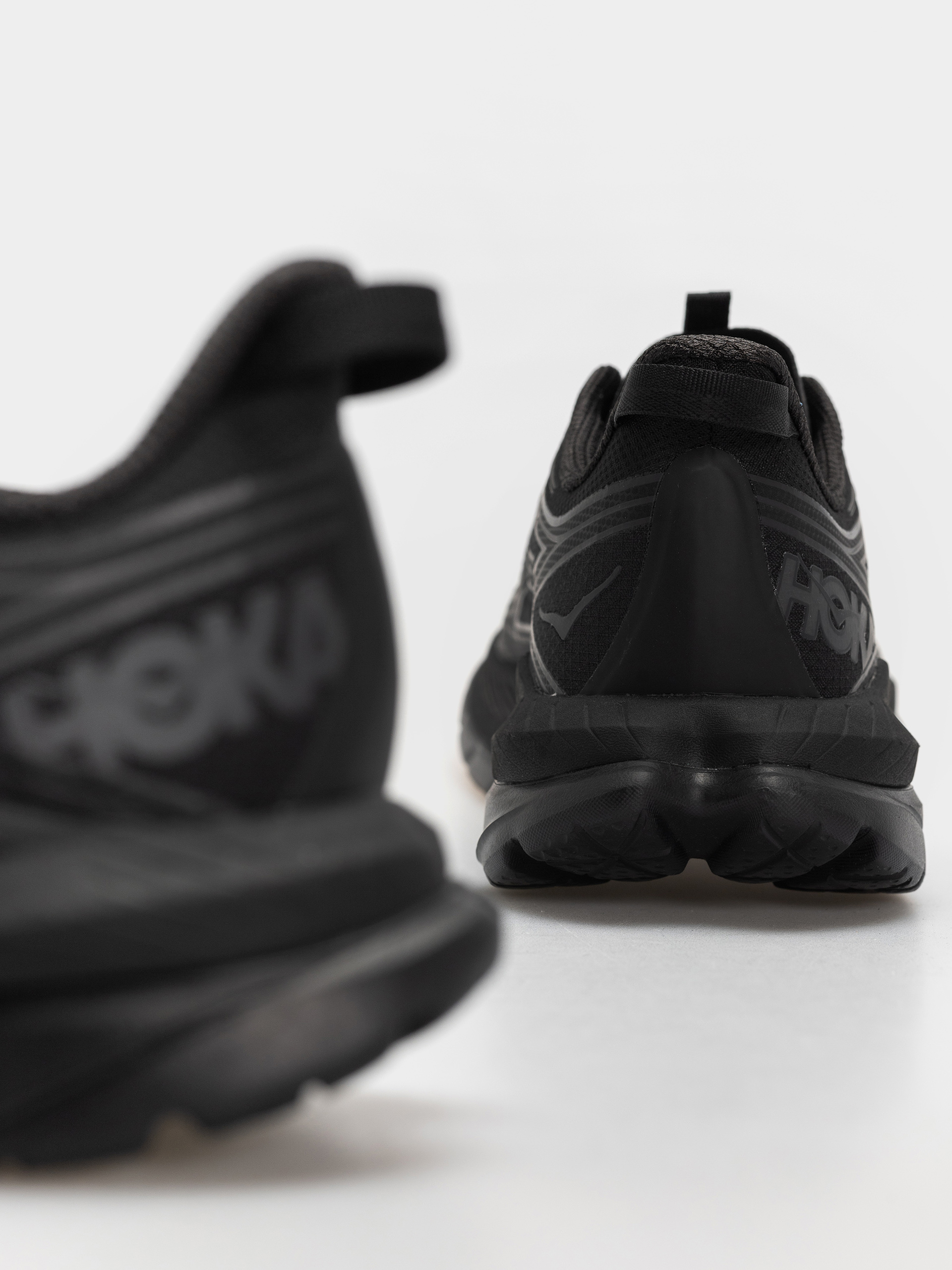 Взуття Hoka Mach Remastered (obsidian/obsidian)