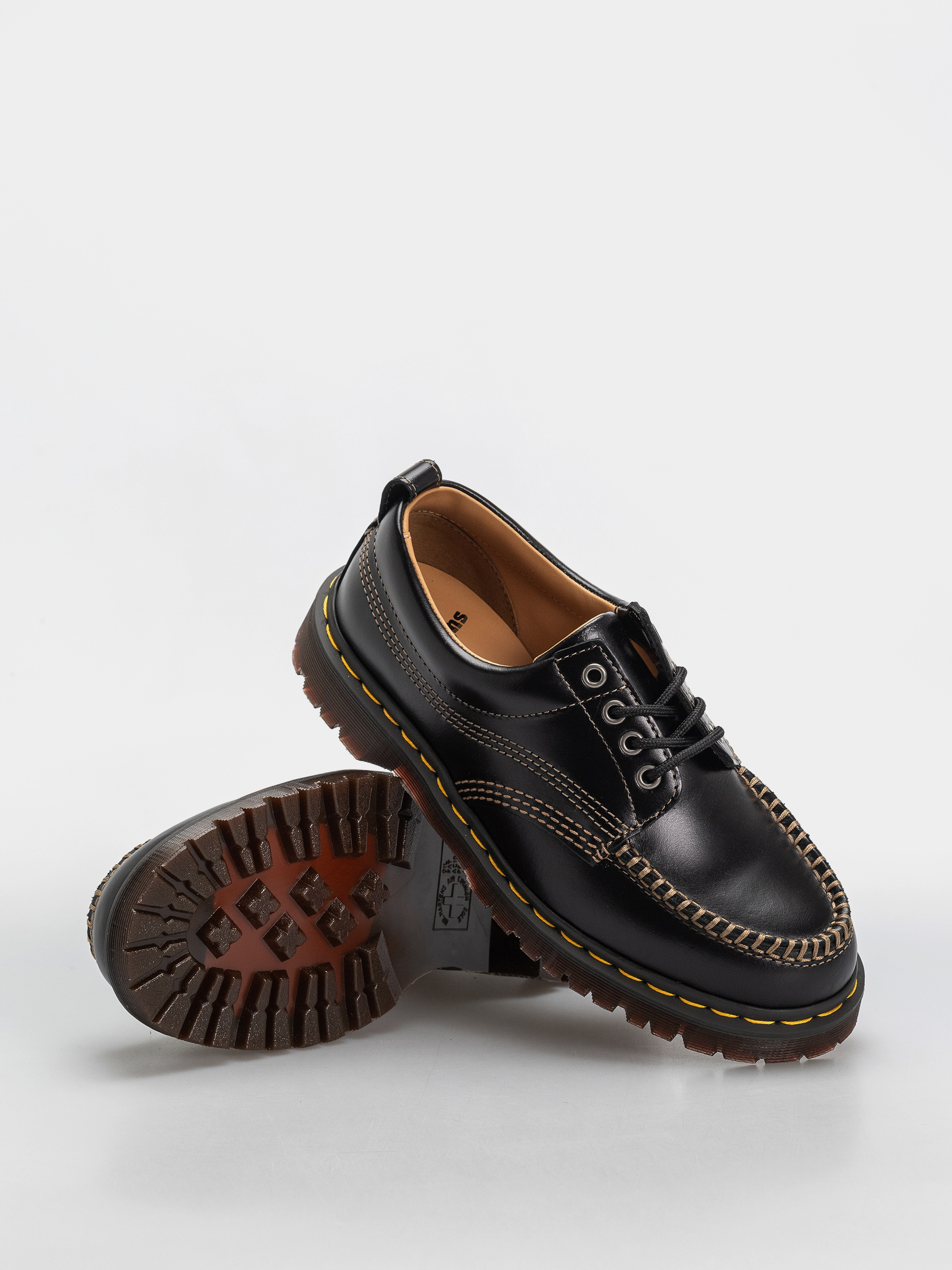 Взуття Dr. Martens Lowell (black analine)