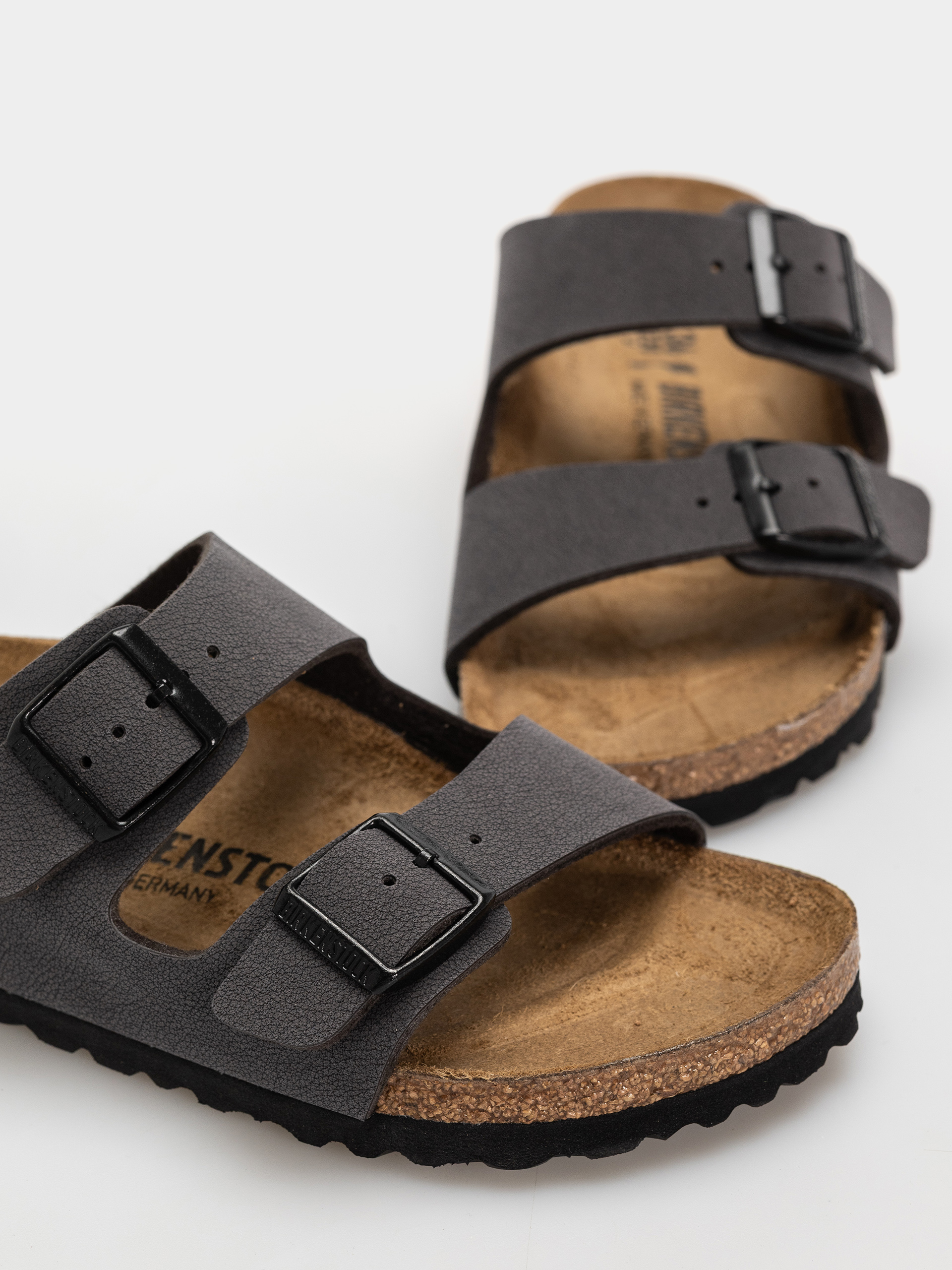 Шльопанці Birkenstock Arizona Birkibuc Narrow (velvet gray/black)