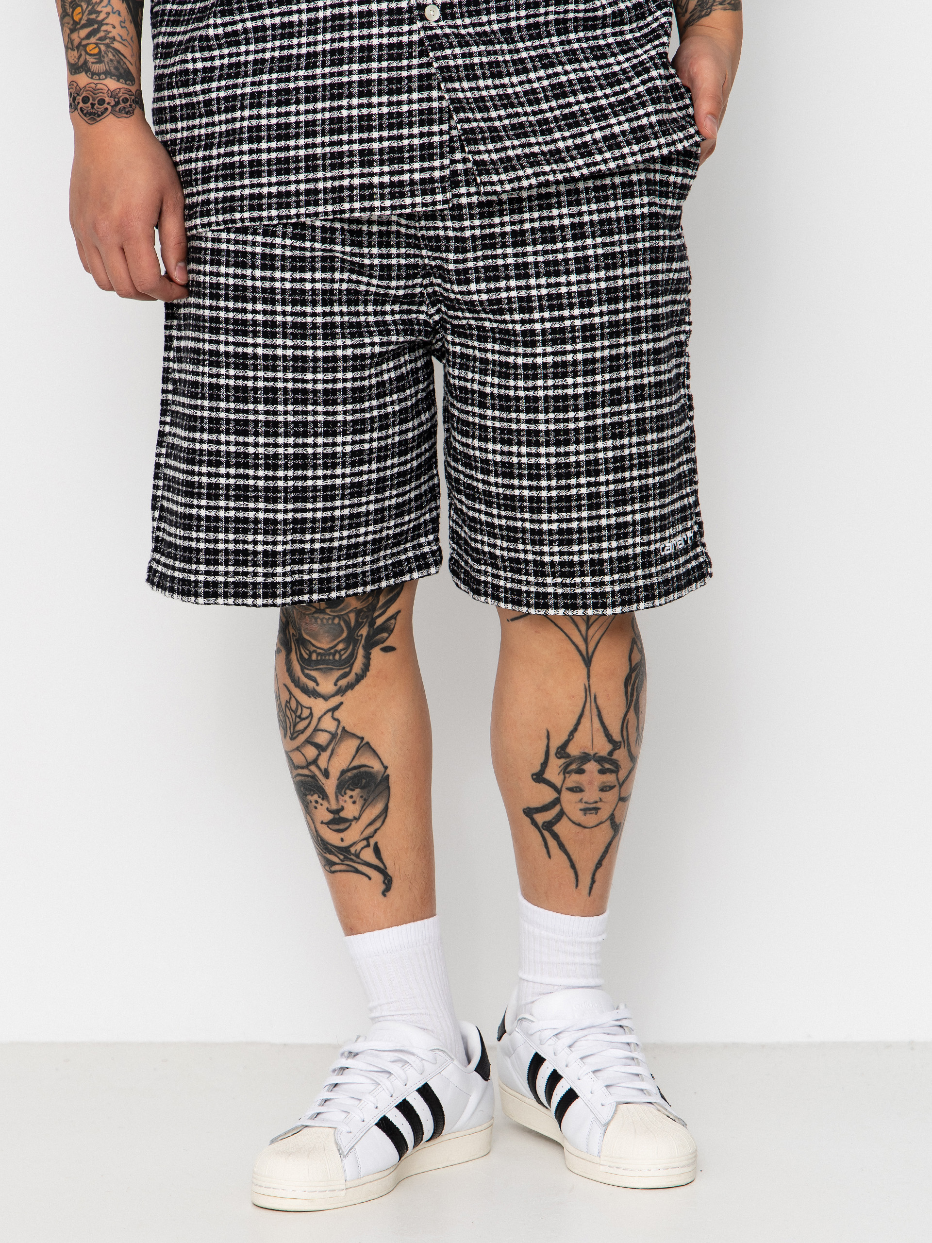 u0428u043eu0440u0442u0438 Carhartt WIP Kander (kander check/black)
