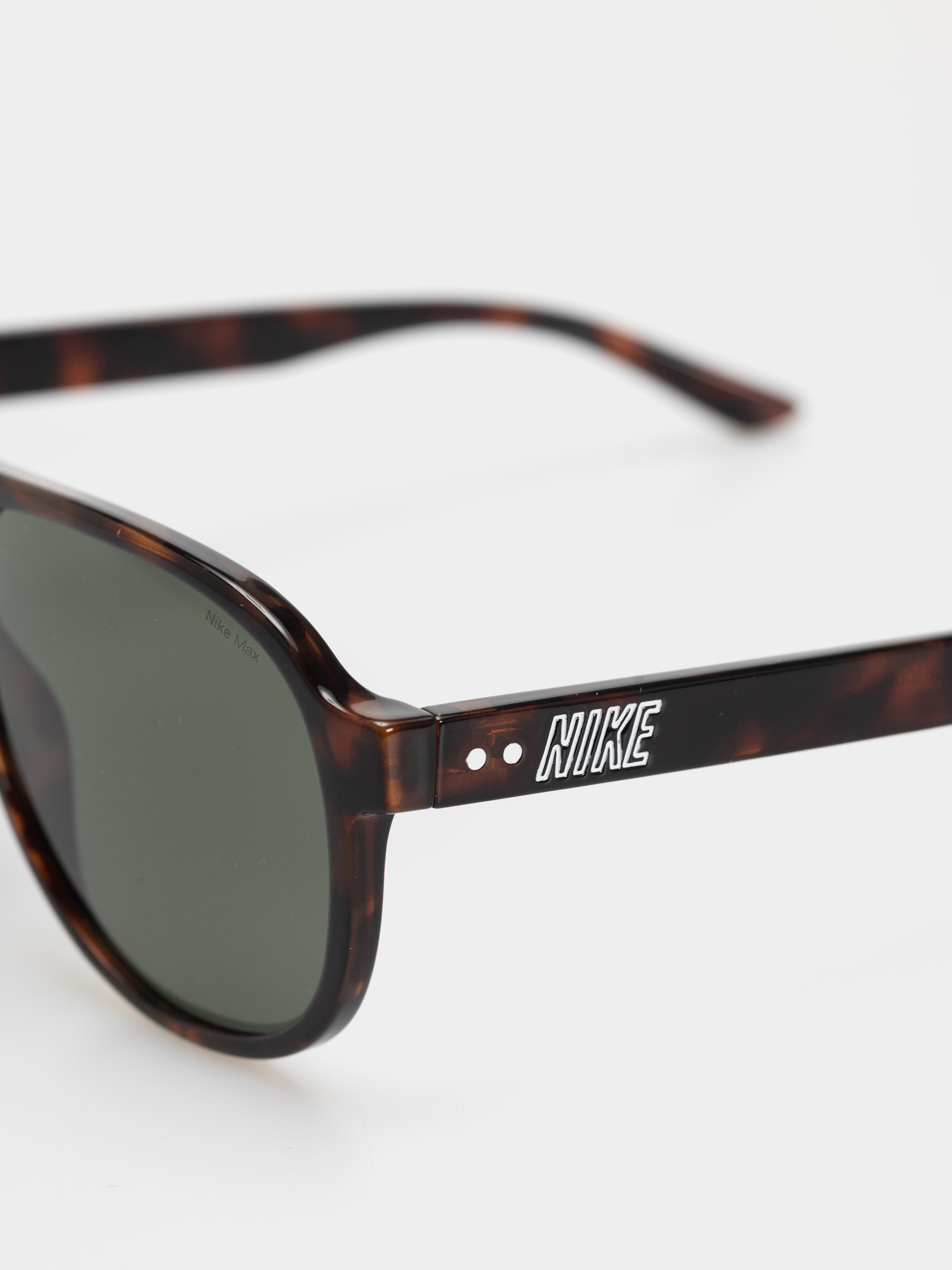 Сонцезахисні окуляри Nike Vintage Icon (tortoise/green)